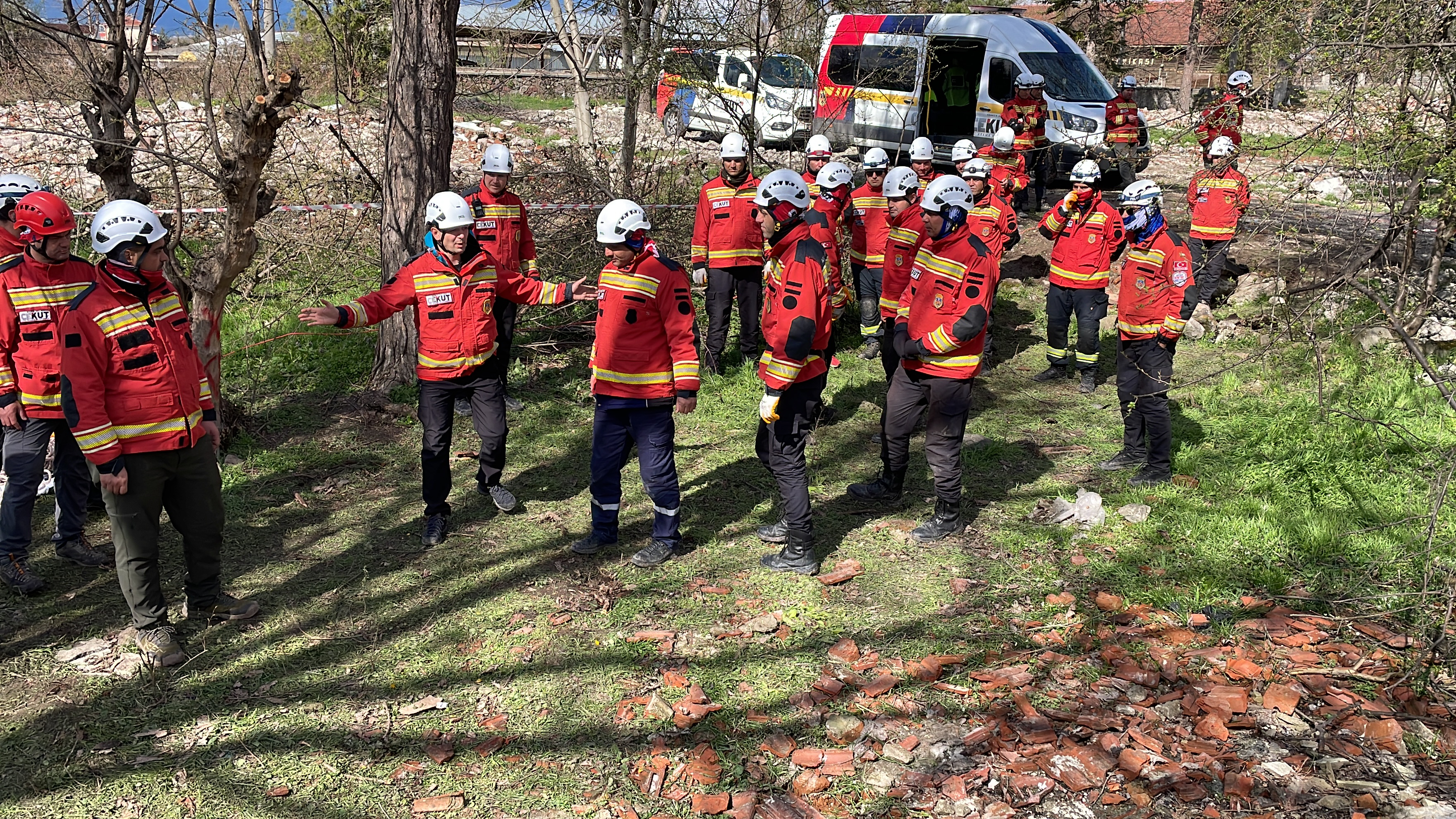 CEKUT personeli eğitimde! CEKUT arama ve kurtarma eğitmeni olabilmek için Bolu'da eğitimden geçti.3