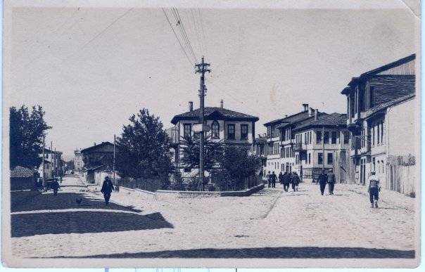 İzzetbaysal Caddesi - Cumhuriyet Caddesi