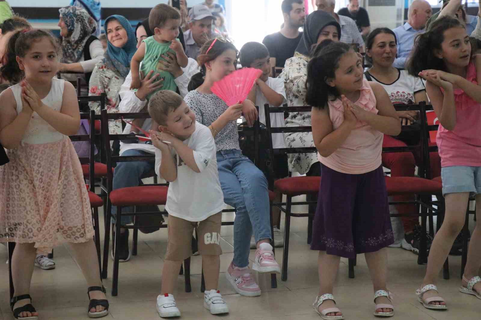 700 yıllık oyun yüzleri güldürdü 9