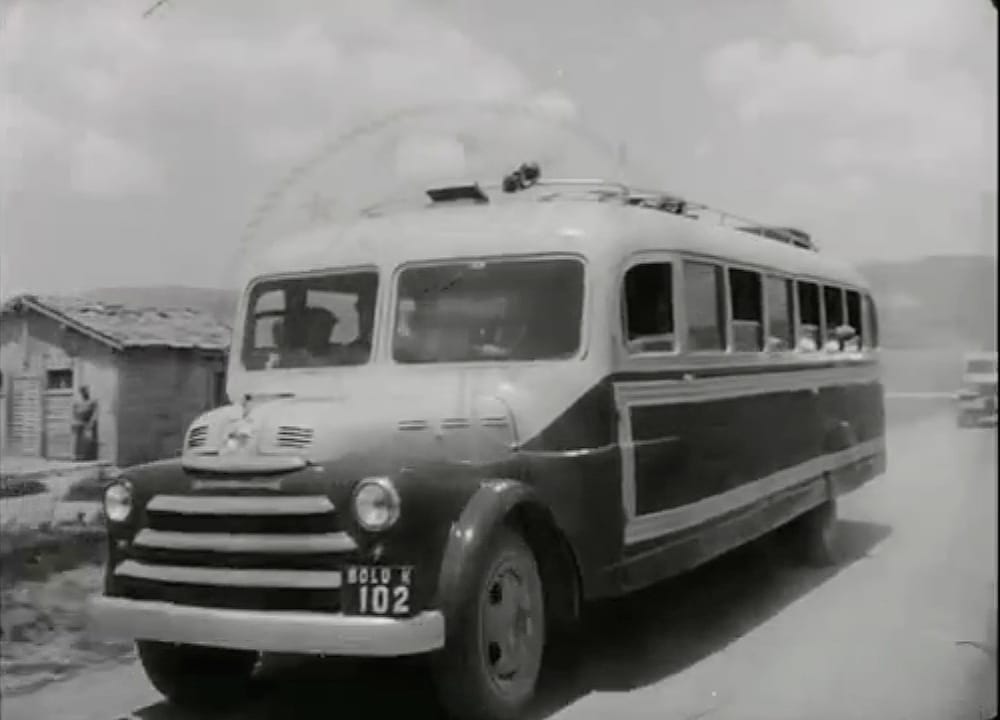 Bolu'da hava alanı olduğunu biliyor muydunuz İşte 1953 yılında yapılan Bolu hava alanı.. (5)