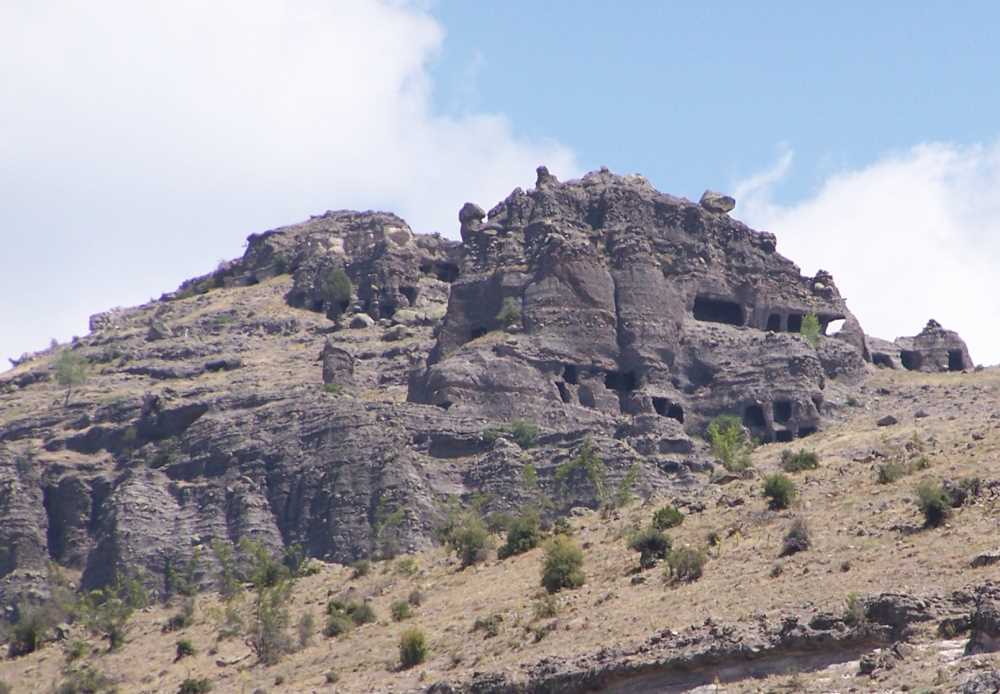 Bolu'nun Tarihi Kaya Evleri Seben'i Turistlerin Gözdesi Haline Getiriyor (1)-1