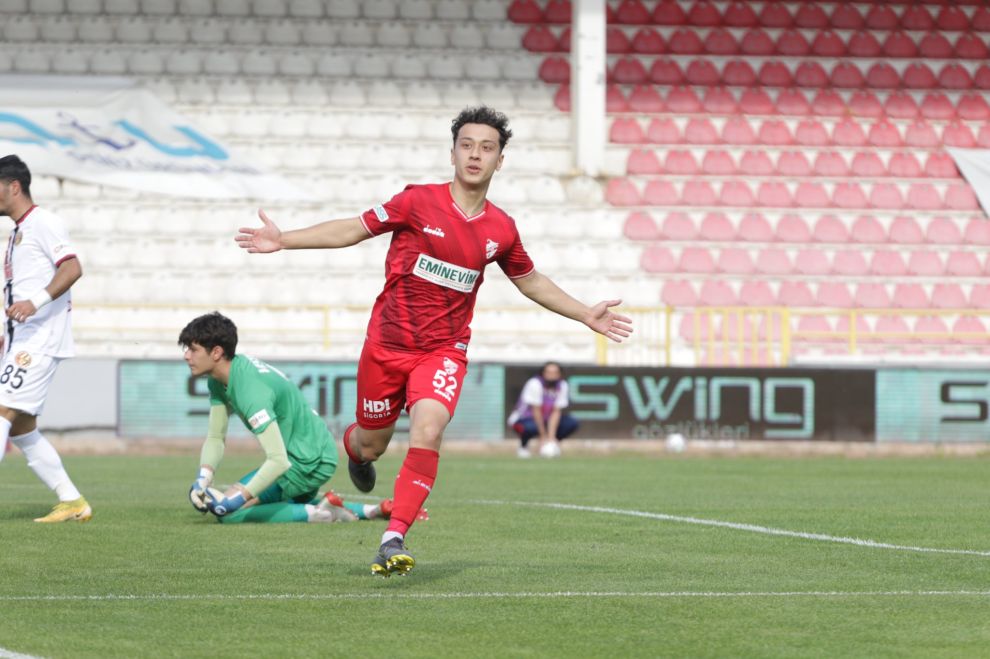 Boluspor'da Üç Isimle Yollar Ayrıldı-2