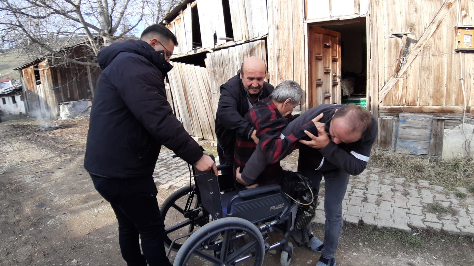 Çağırdıkları mesai vefatına sebeb oldu, hikayesi yürek burktu (6)