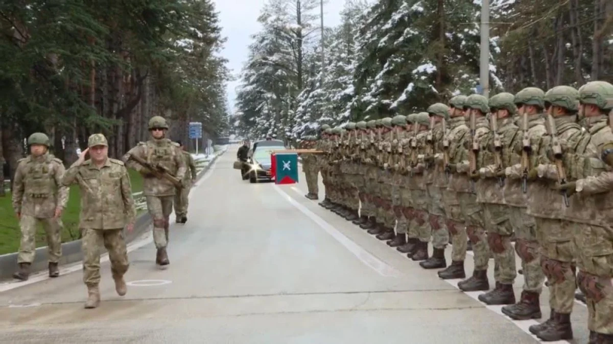 Orgeneral Bayraktaroğlu Bolu Komando Tugayını Ziyaret Etti2