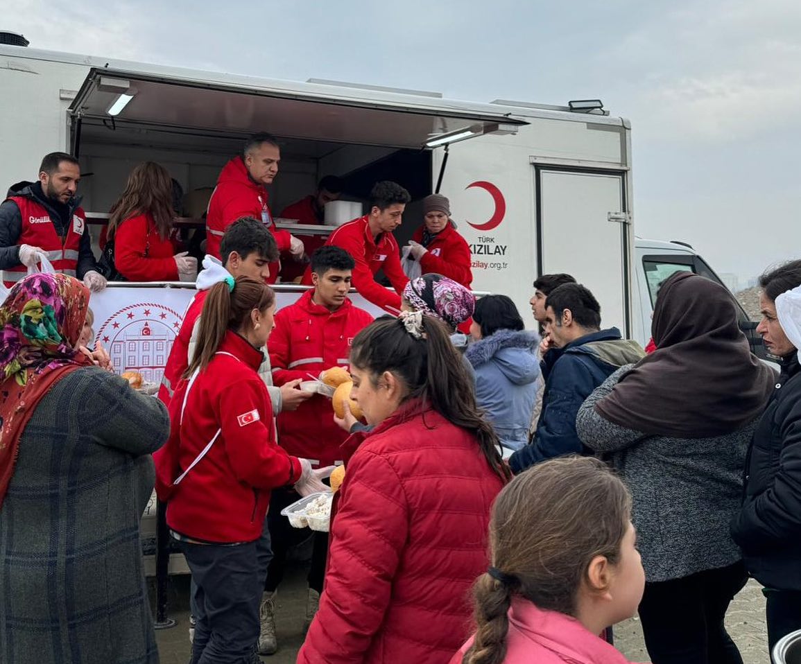 Bolu Valiliği Ve Kızılay, 6 Şubat Depreminin Yıl Dönümünde Hatay'da Yardım Elini Uzattı (4)