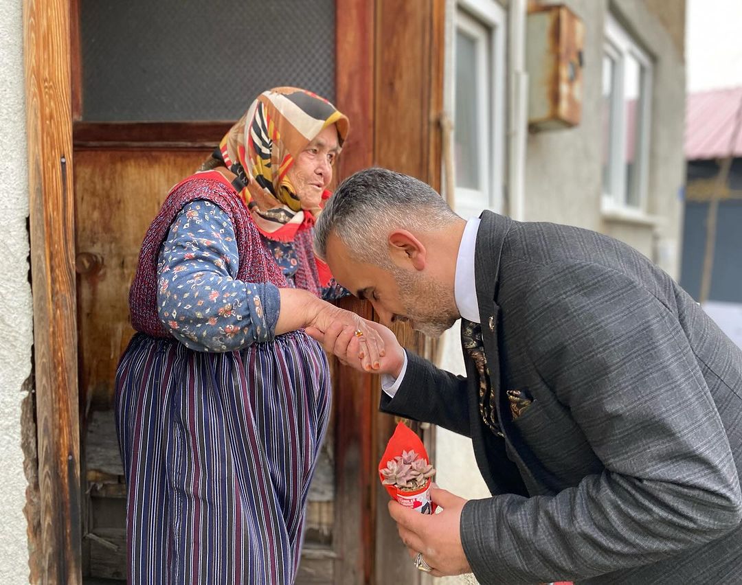 8 Mart Dünya Kadınlar Günü'nü Bolu'nun Çeşitli Bölgelerinde Gerçekleştirdiği Ziyaretlerle Kutladı4