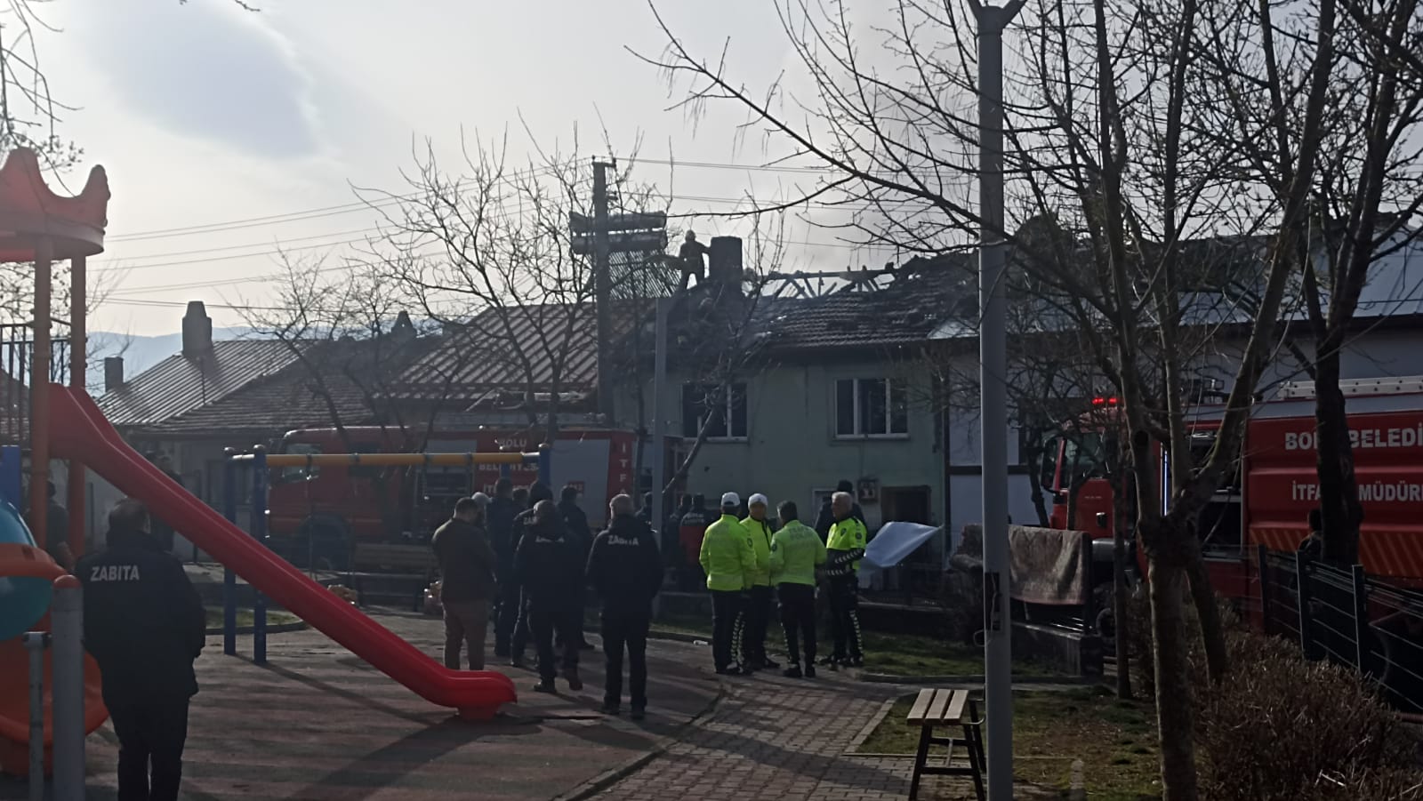 Bolu'da Sabah Saatlerinde Korkutan Yangın3