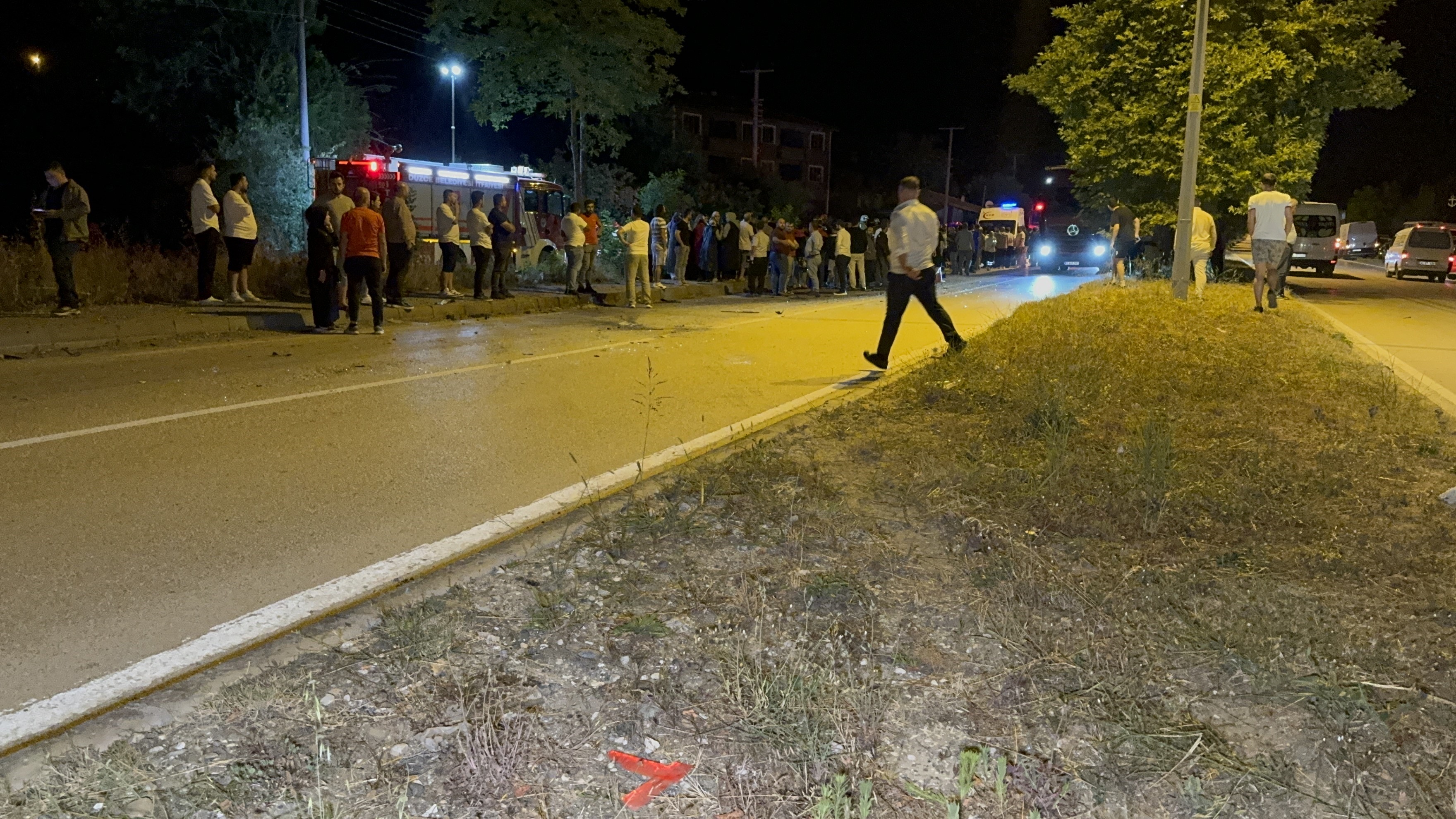 Beton Mikseri Otomobili Biçti Bir Kişi Hayatını Kaybetti Bolu Düzce (5)