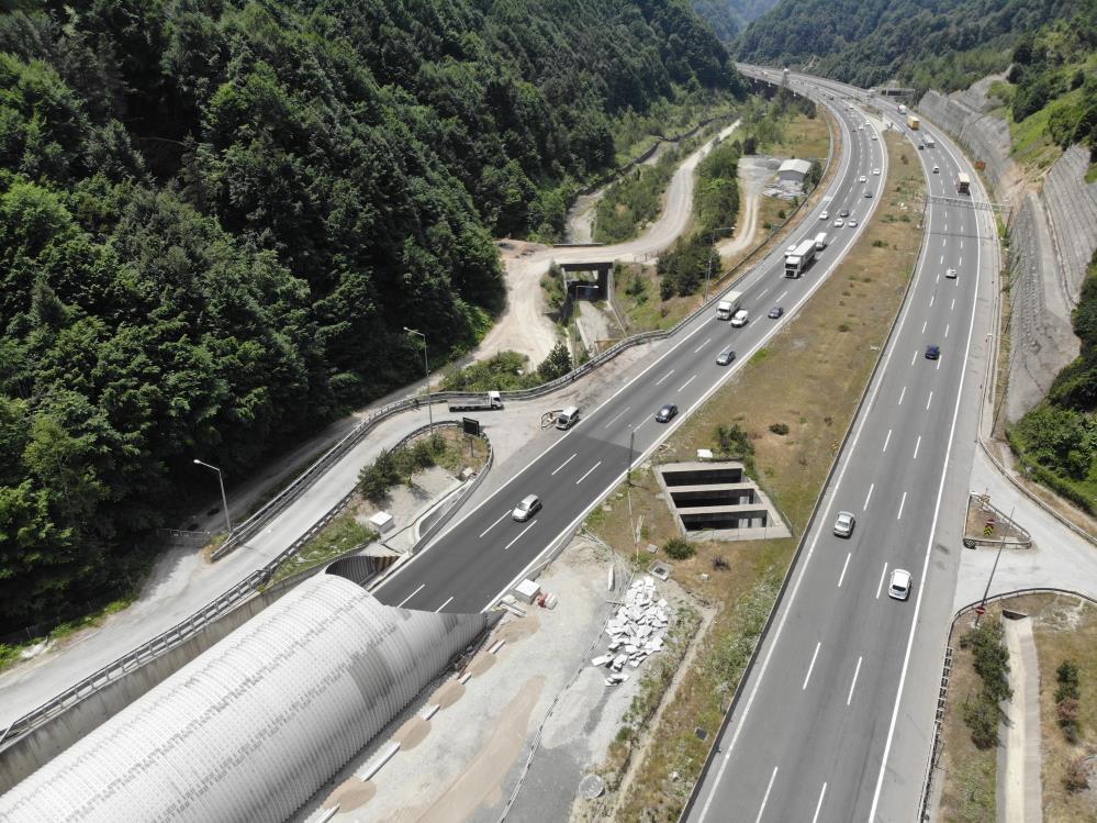 Bolu’da Büyük Araçların Geçişi Pazar Gününe Kadar Yasaklandı3