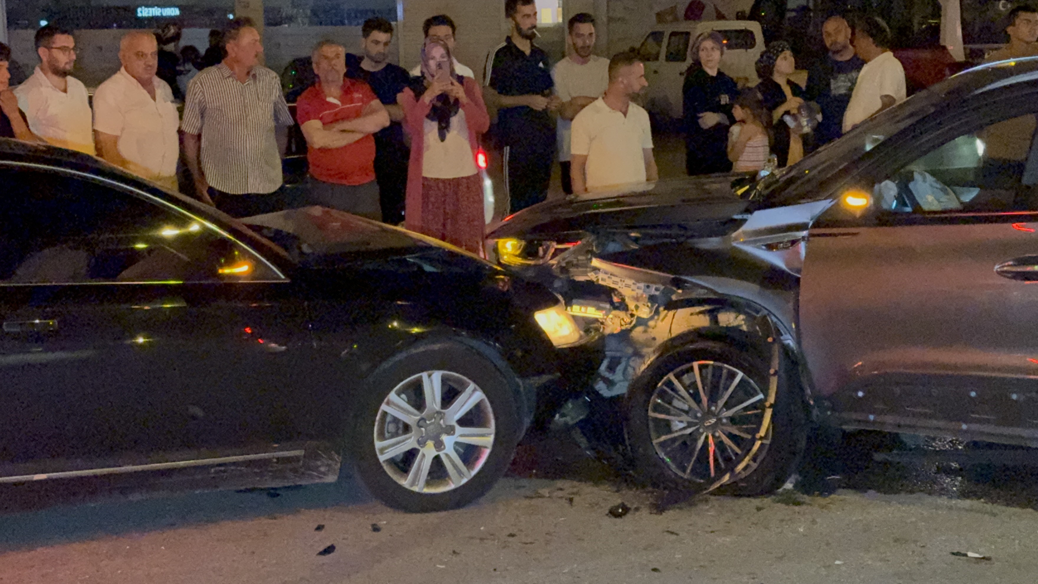 Yasak Yerden U Dönüşü Zincirleme Kazaya Sebep Oldu 1’I Çocuk 7 Yaralı (3)