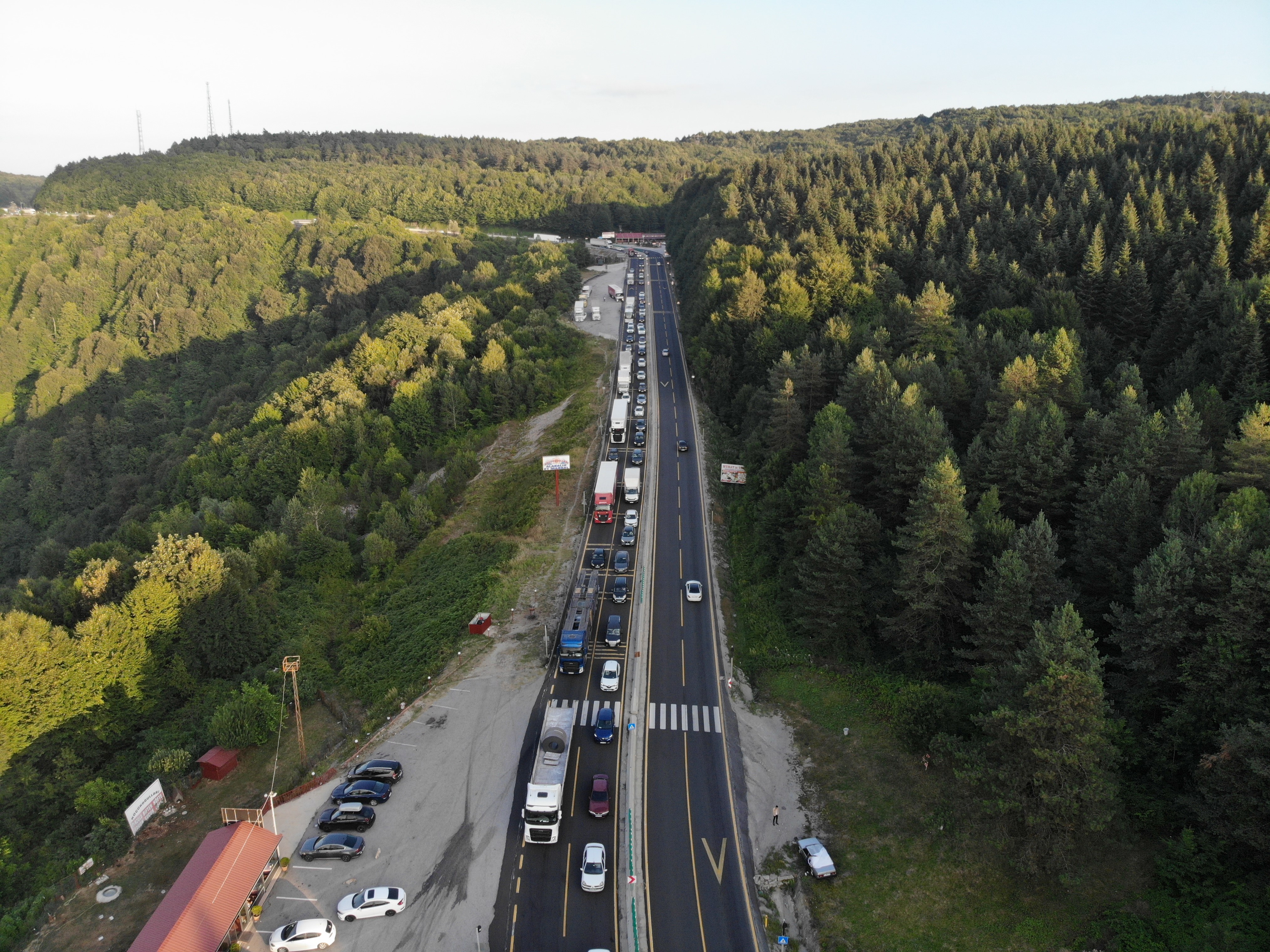 Bolu Dağı Esnafının Yüzü Güldü! Sürücüler Isyanda… (1)