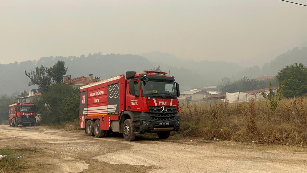 Bolu'daki Orman Yangınında 490 Kişi Tahliye Edildi, Söndürme Çalışmaları Sürüyor3