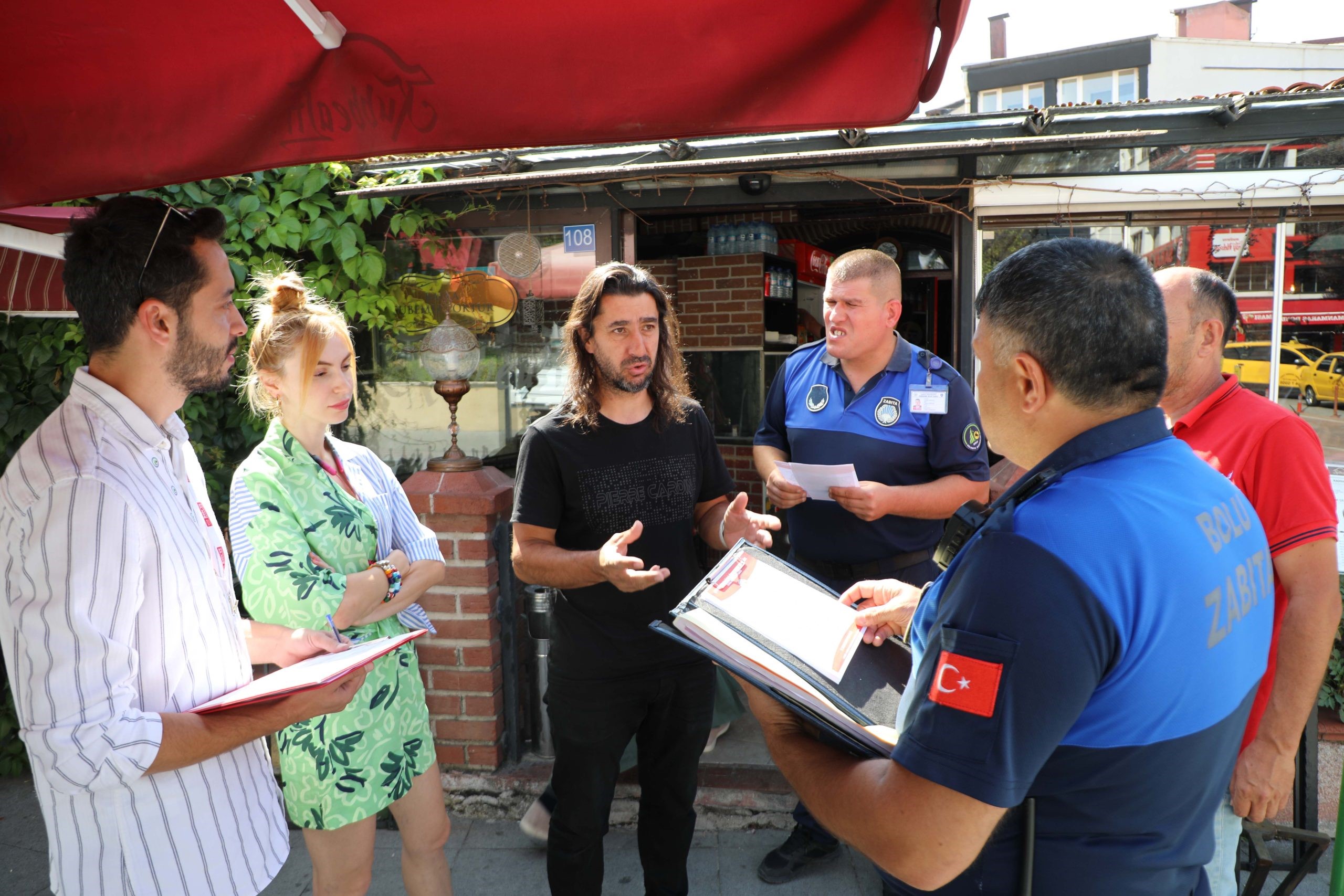 Kapısının Önünde Çöp Olan Işletmeler Cezadan Kaçamayacak (5)