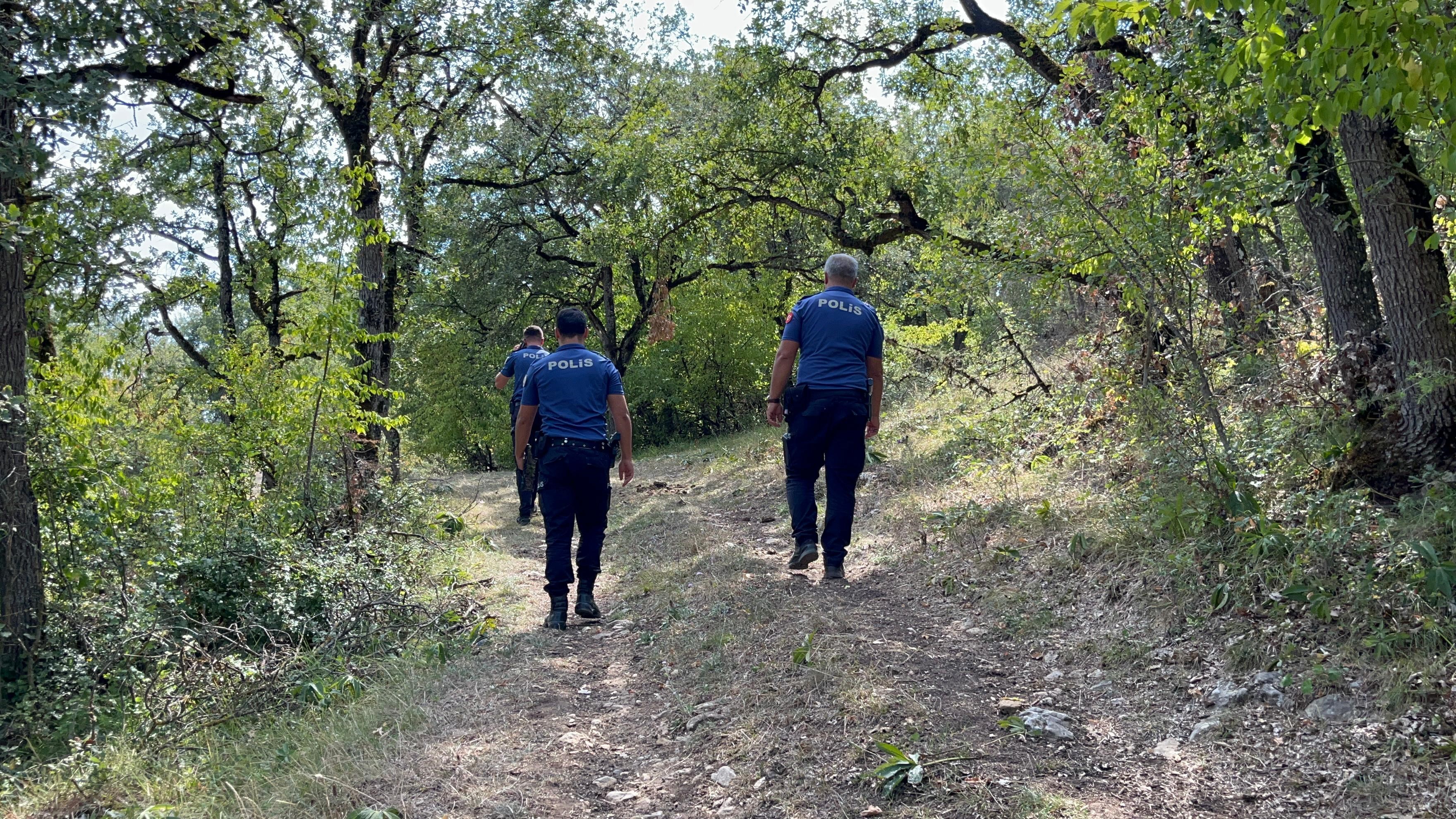 Ormanlara Giriş Yasağı Olan Bolu'da Polis Ekiplerinden Habersiz Kuş Uçmuyor (6)