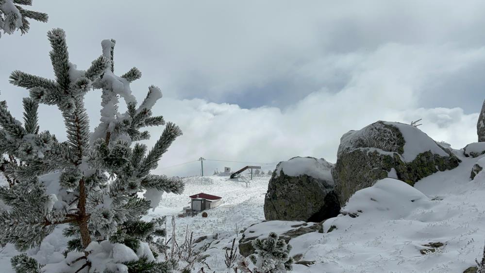 Bolu’nun Yükseklerinde Kar Kalınlığı 15 Santimetreye Ulaştı6