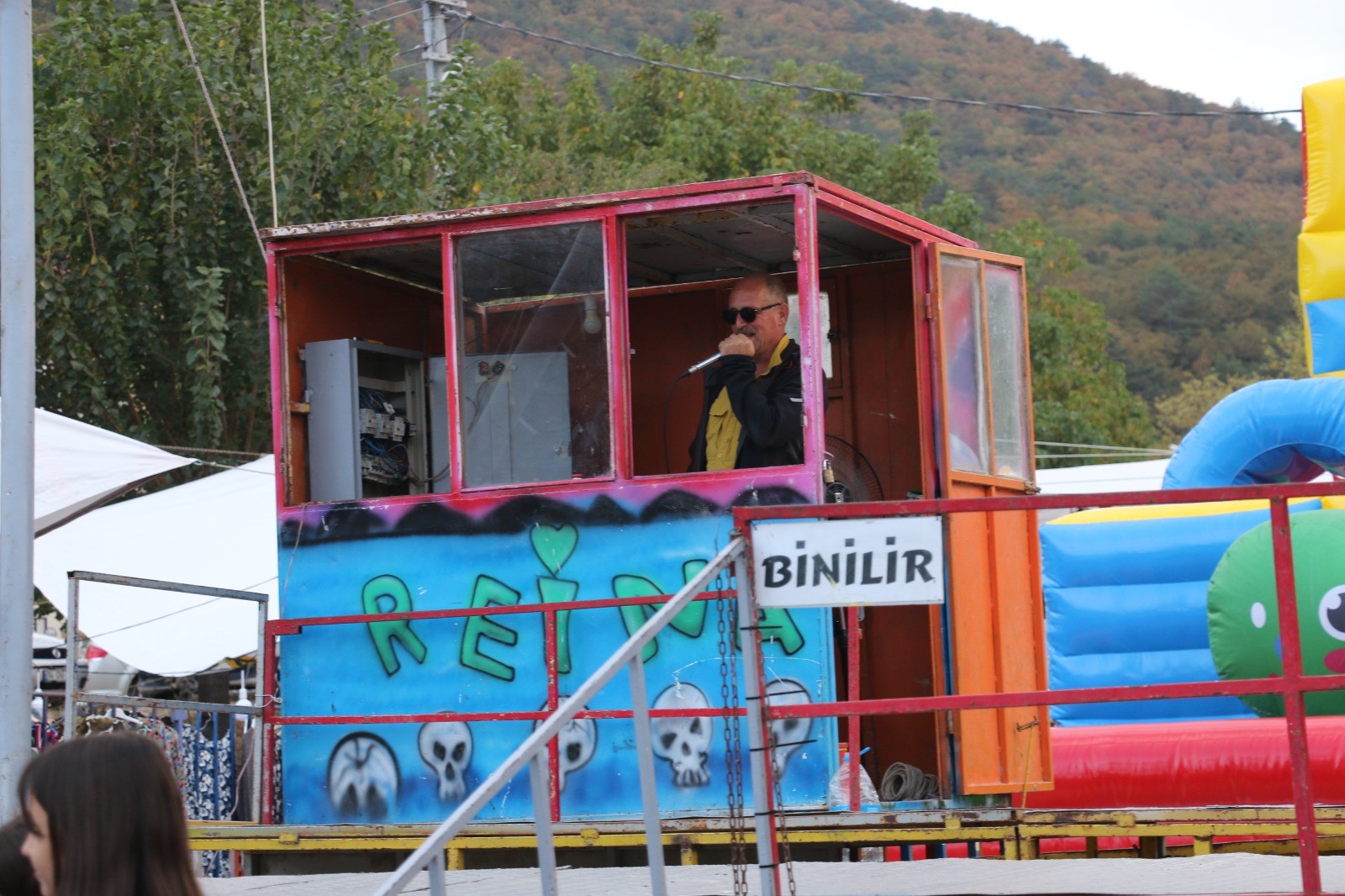 Borcuna Karşılık Aldığı Lunaparkı Panayır Panayır Gezerek Işletiyor (5)