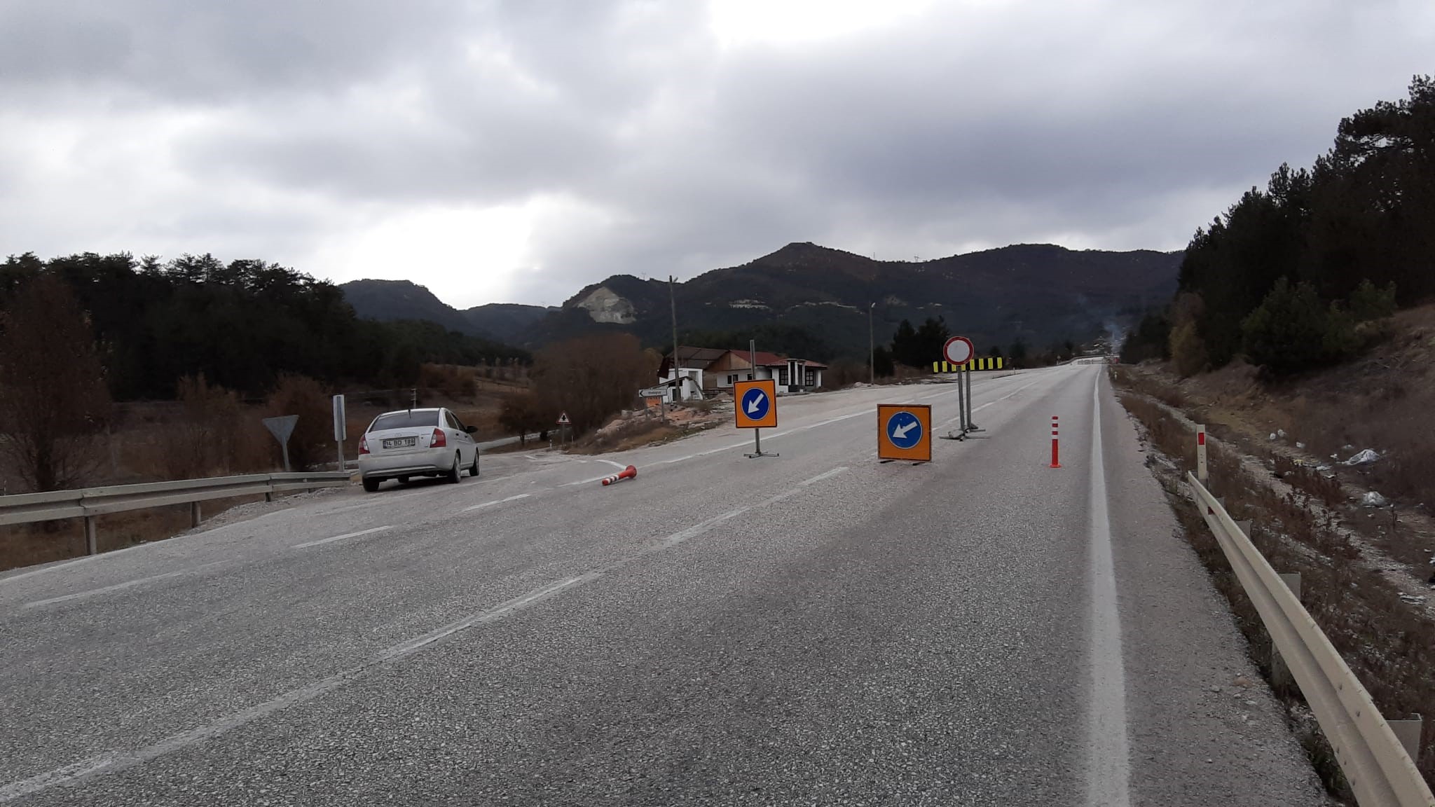 Ankara Ile Sakarya’ya Köprü Olan Yol Trafiğe Kapatıldı 10 Gün Sürecek (2)