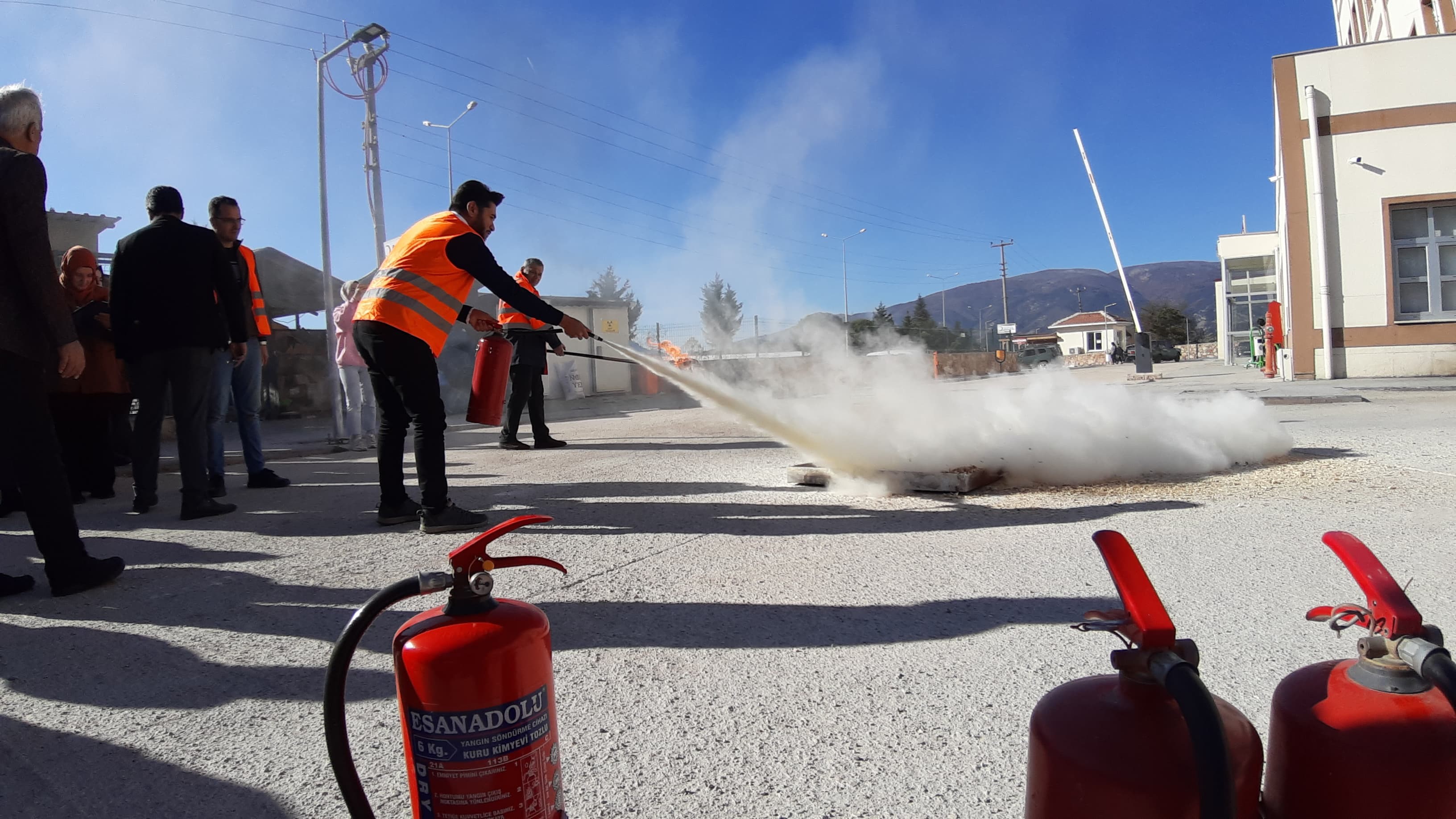 Mudurnu Devlet Hastanesi'nde Deprem Ve Yangın Tatbikatı (2)