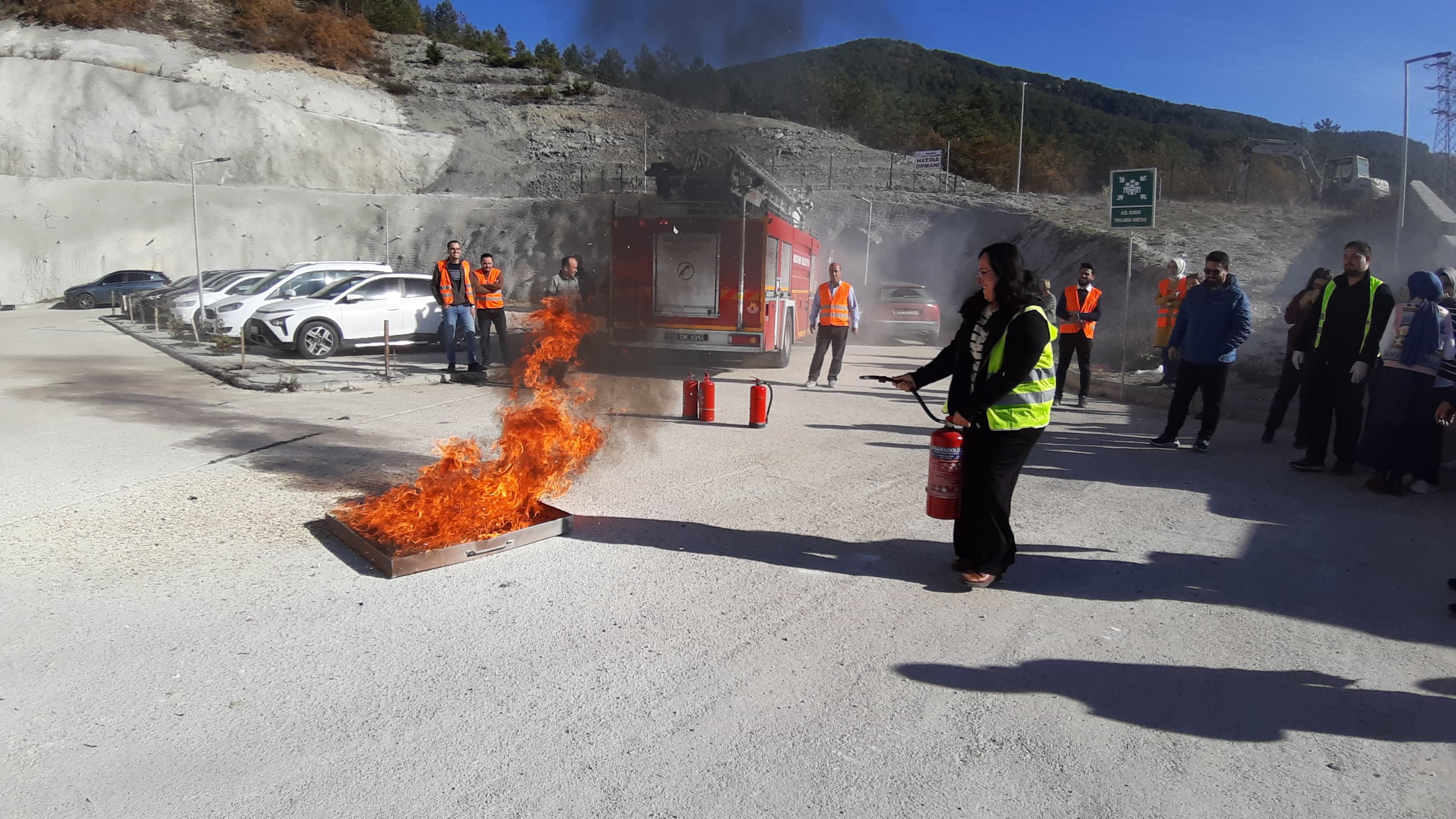 Mudurnu Devlet Hastanesi'nde Deprem Ve Yangın Tatbikatı (3)