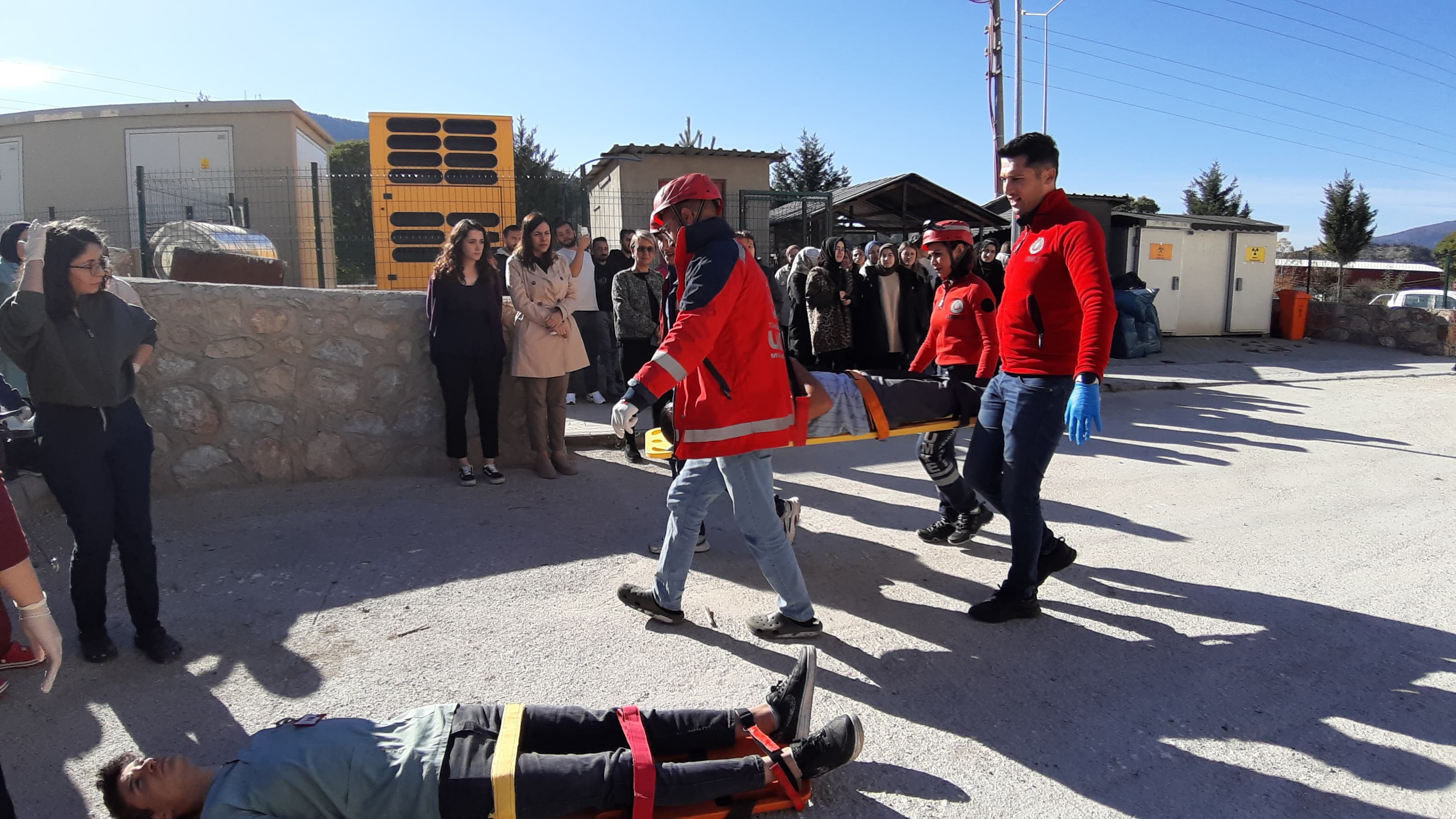 Mudurnu Devlet Hastanesi'nde Deprem Ve Yangın Tatbikatı (6)