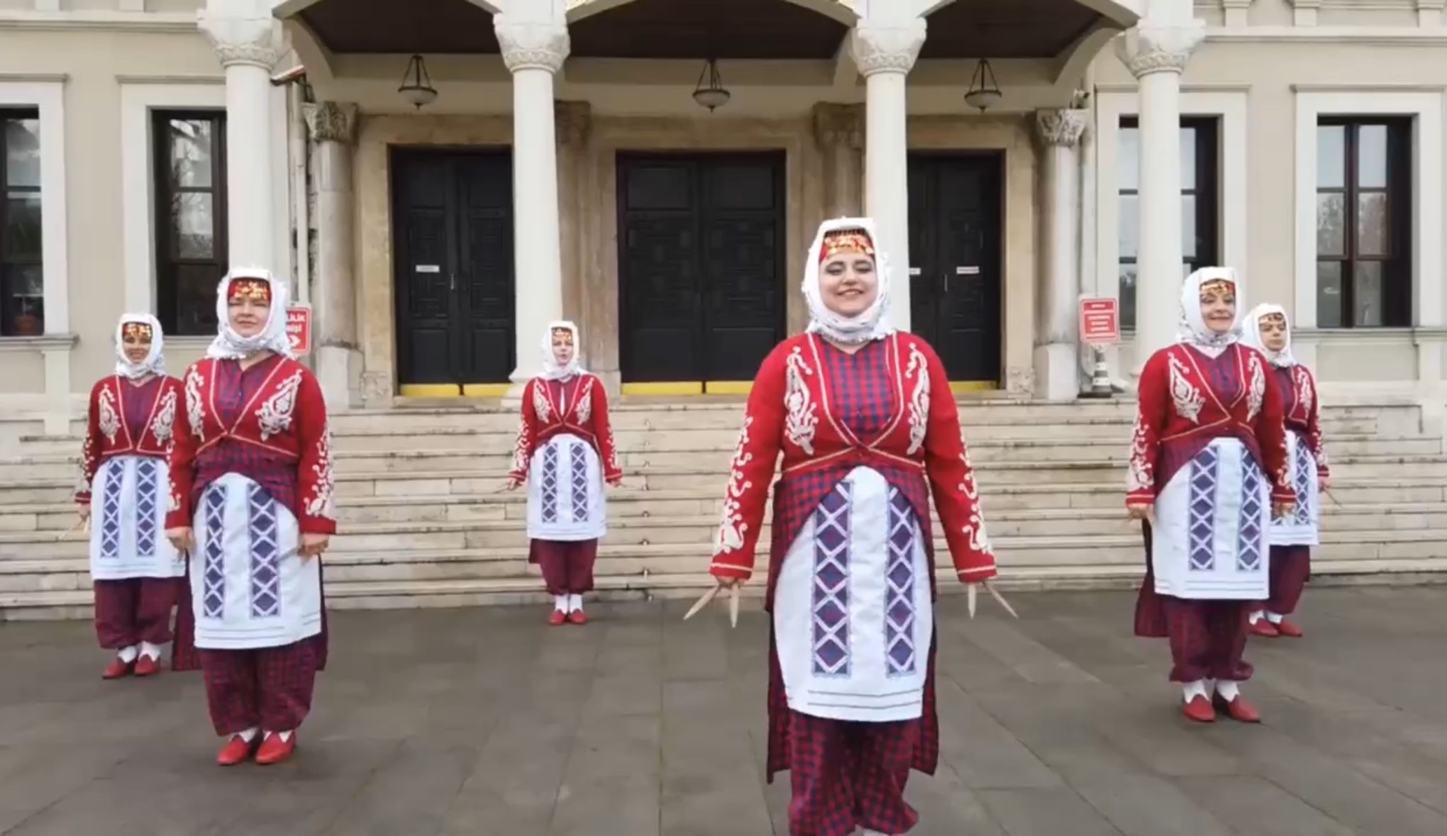 Öğretmenlerden Muhteşem Gösteri (1)