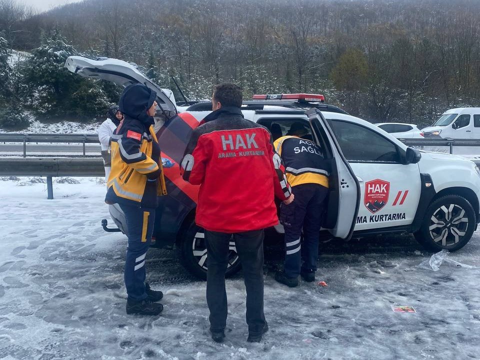 Van Kurtarma Ekibi, Bolu Tüneli'ndeki Kazaya Müdahale Etti (1)