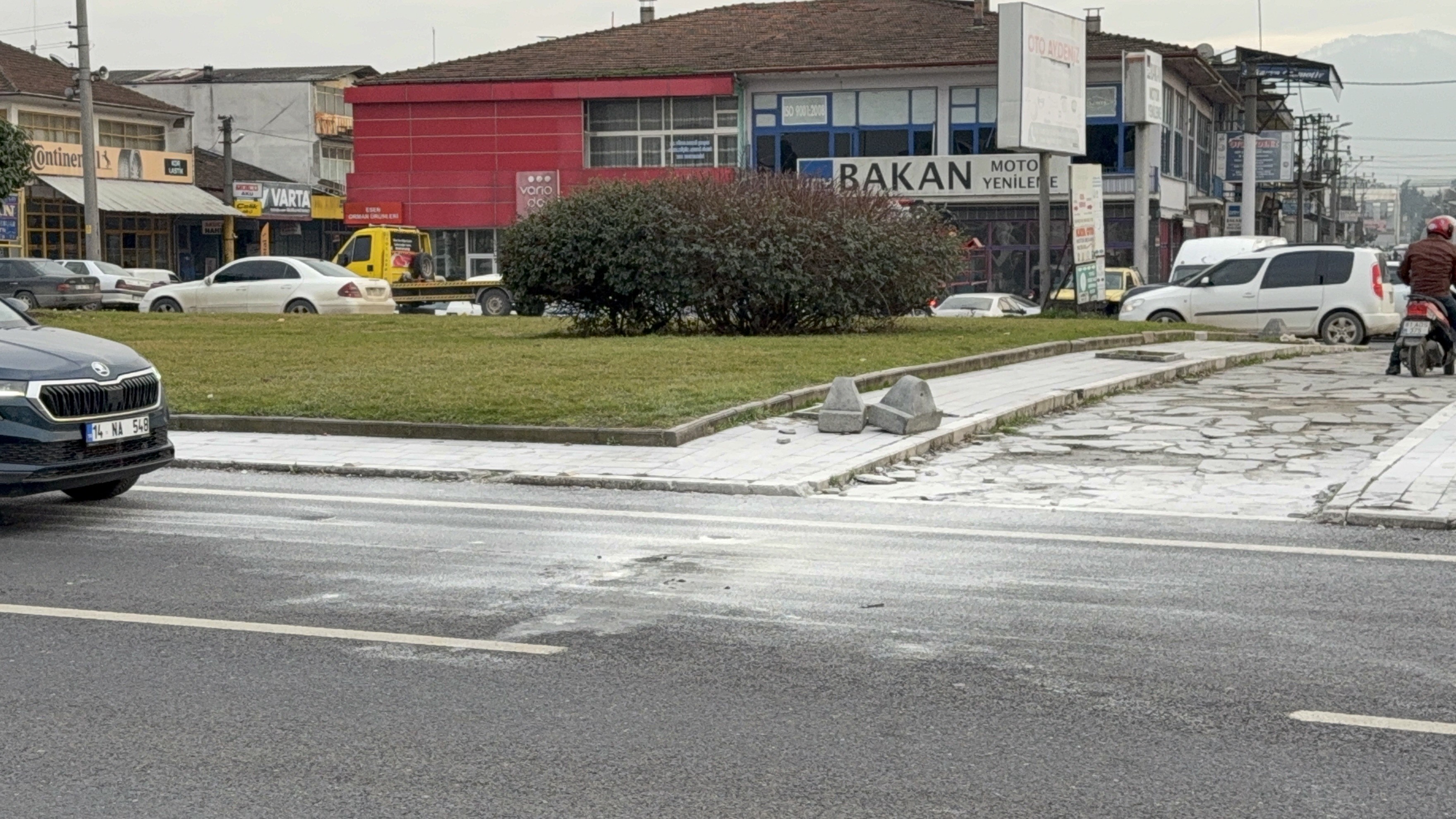 Bolu’dan Sakarya’ya Gi̇di̇yordu Alev Alev Yandi (7)