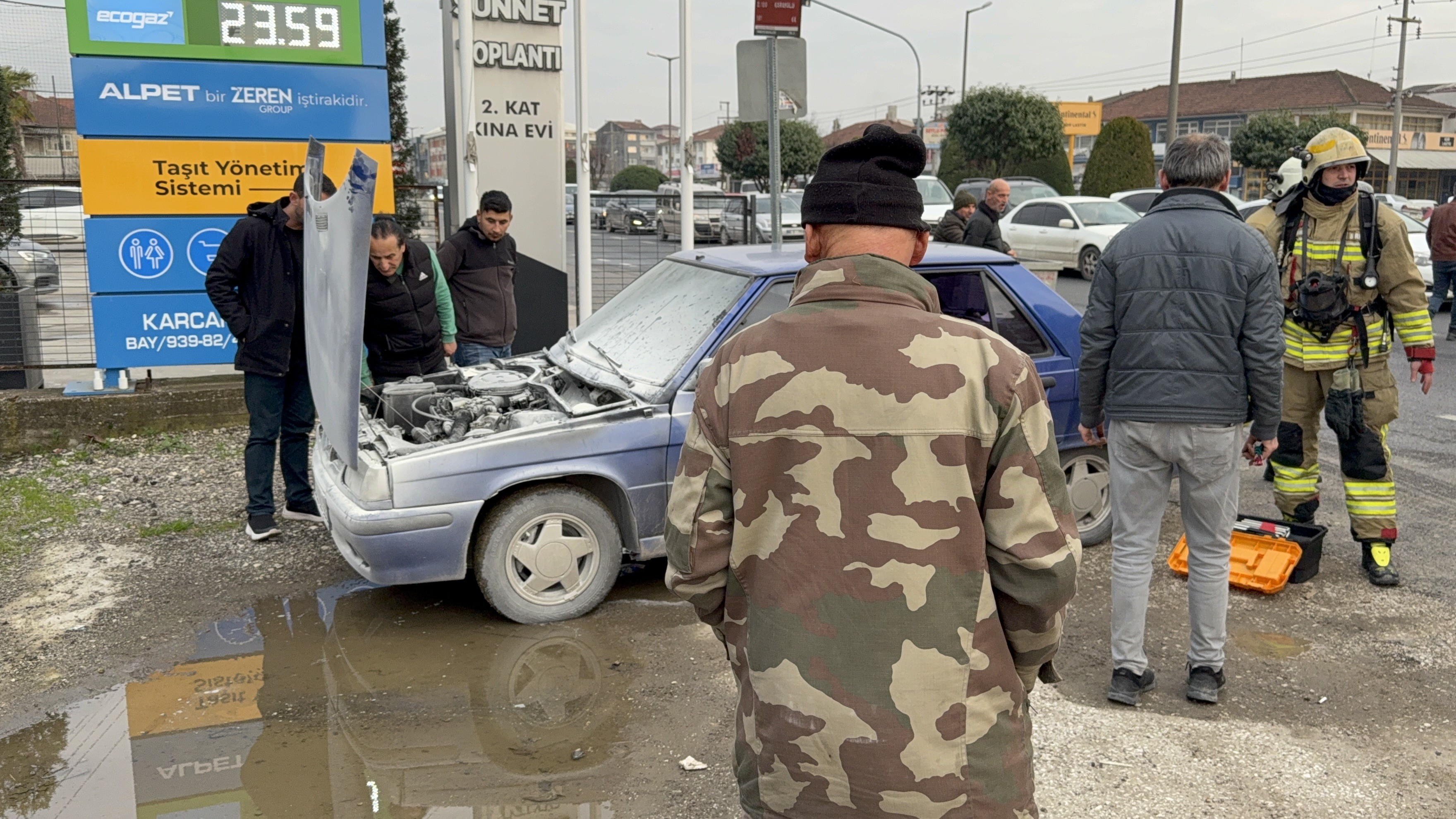 Bolu’dan Sakarya’ya Gi̇di̇yordu Alev Alev Yandi (8)