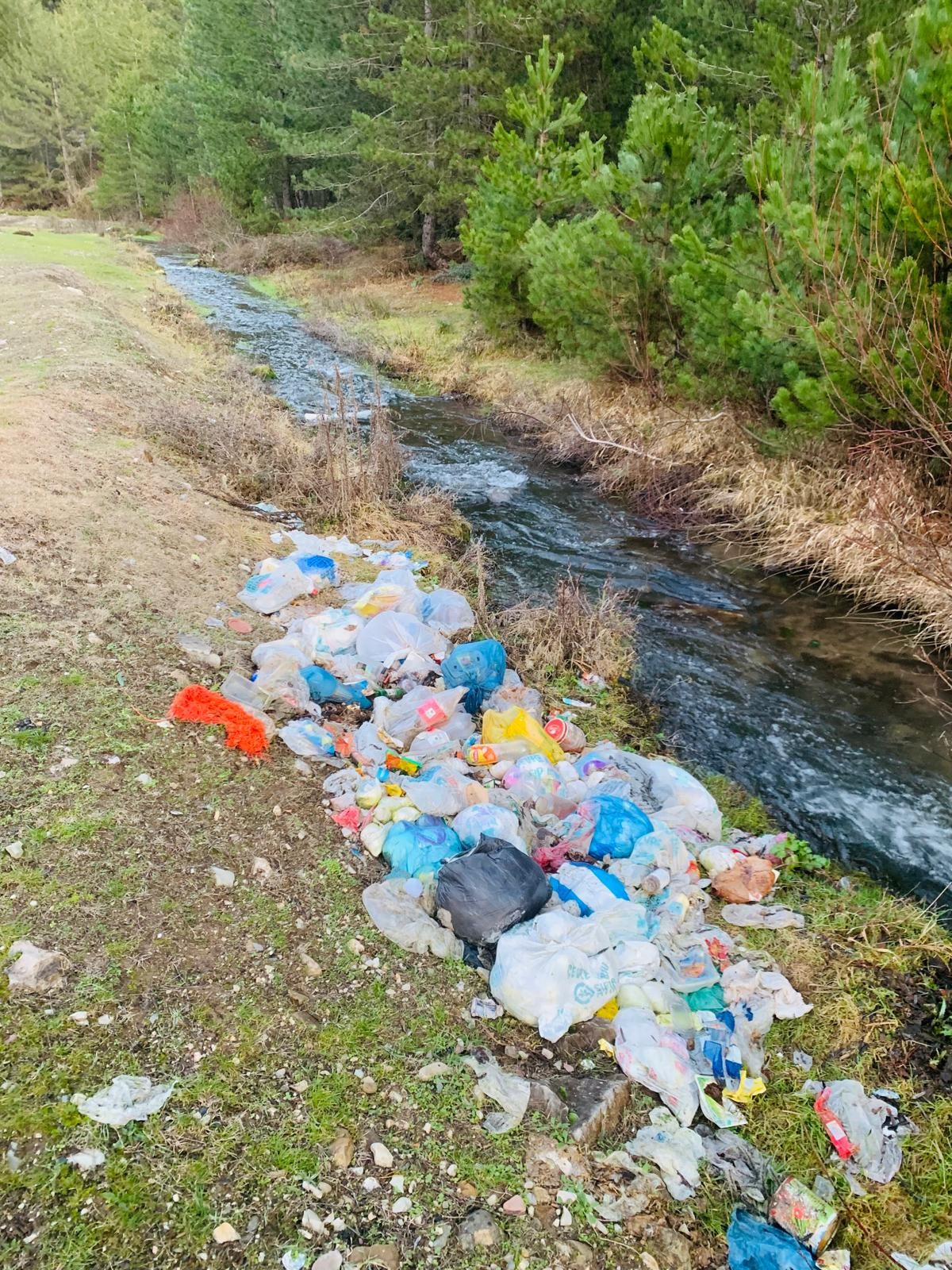 Bolu'nun Doğa Harikasında Rezil Görüntüler (2)