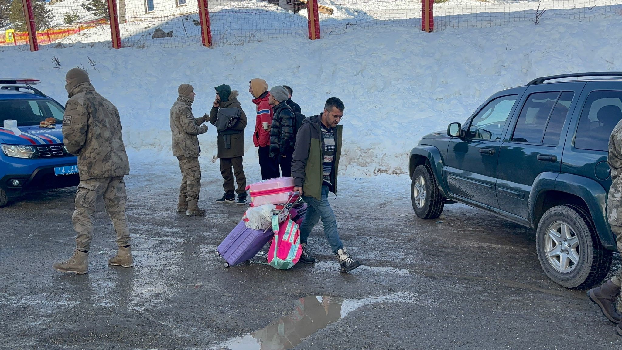 Kartalkaya'da Sahra Hastanesi Kuruldu (4)