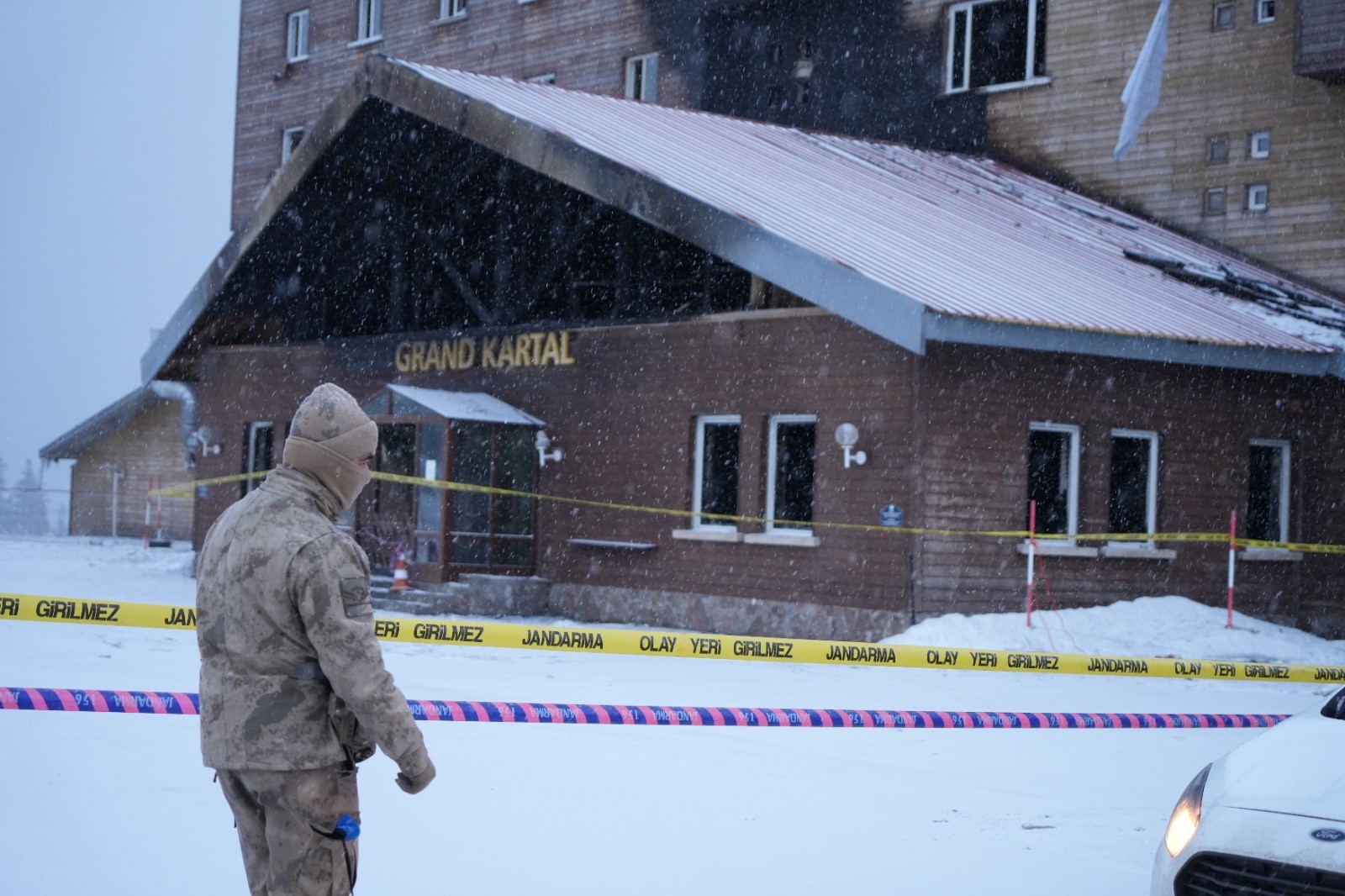 Otel Faciası Ile Ilgili Gözaltına Alınan 11 Kişinin Emniyetteki Işlemleri Sürüyor (2)