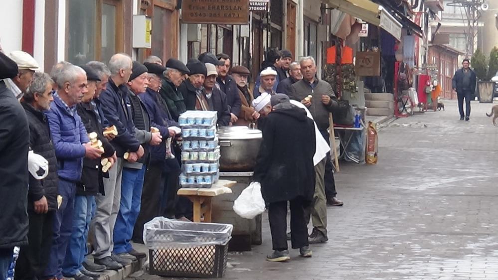 7 Asırdır Her Cuma Esnaf Duası Ediyorlar4