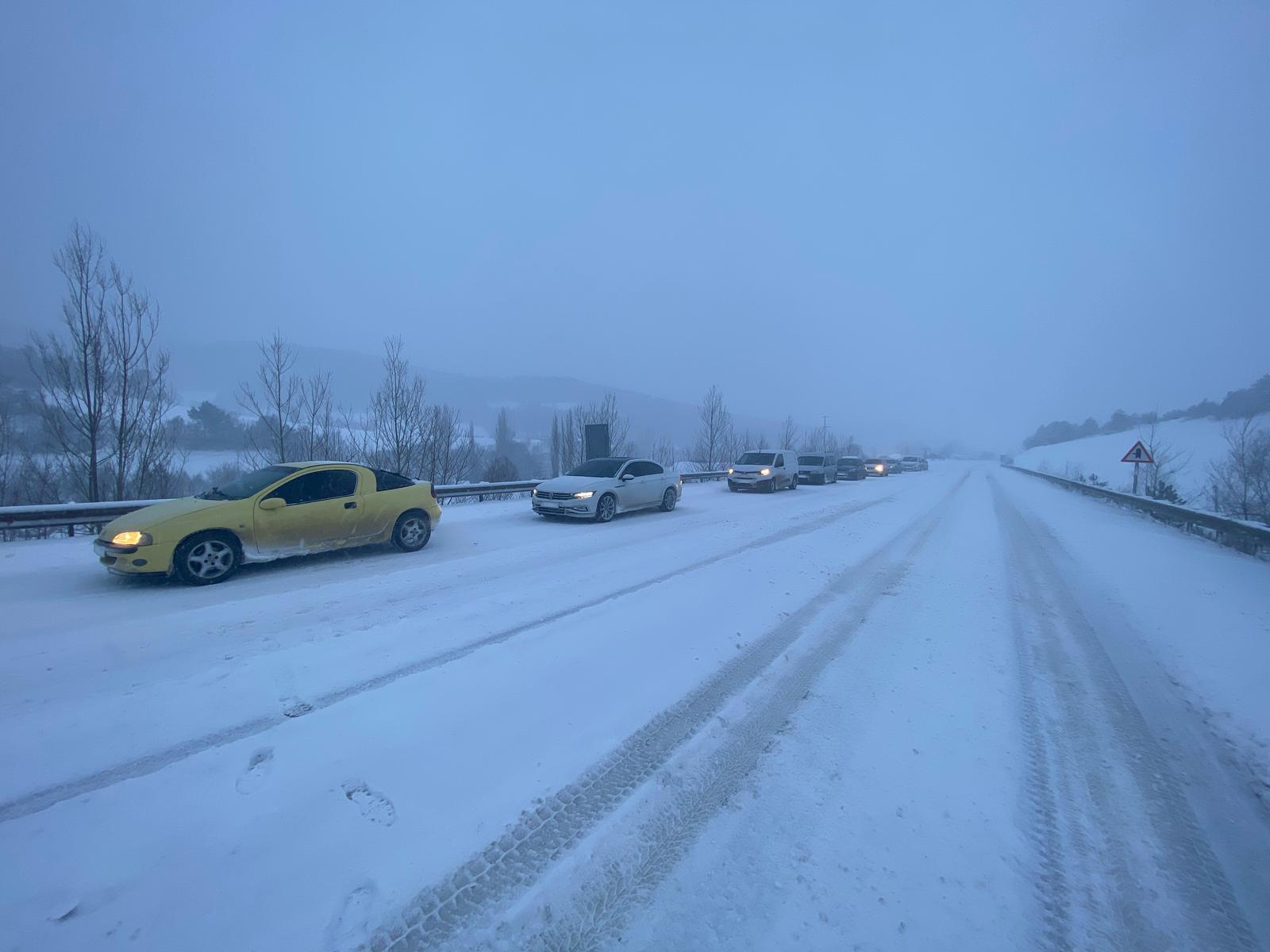 Bolu Mudurnu Yolu Trafiğe Kapatıldı4