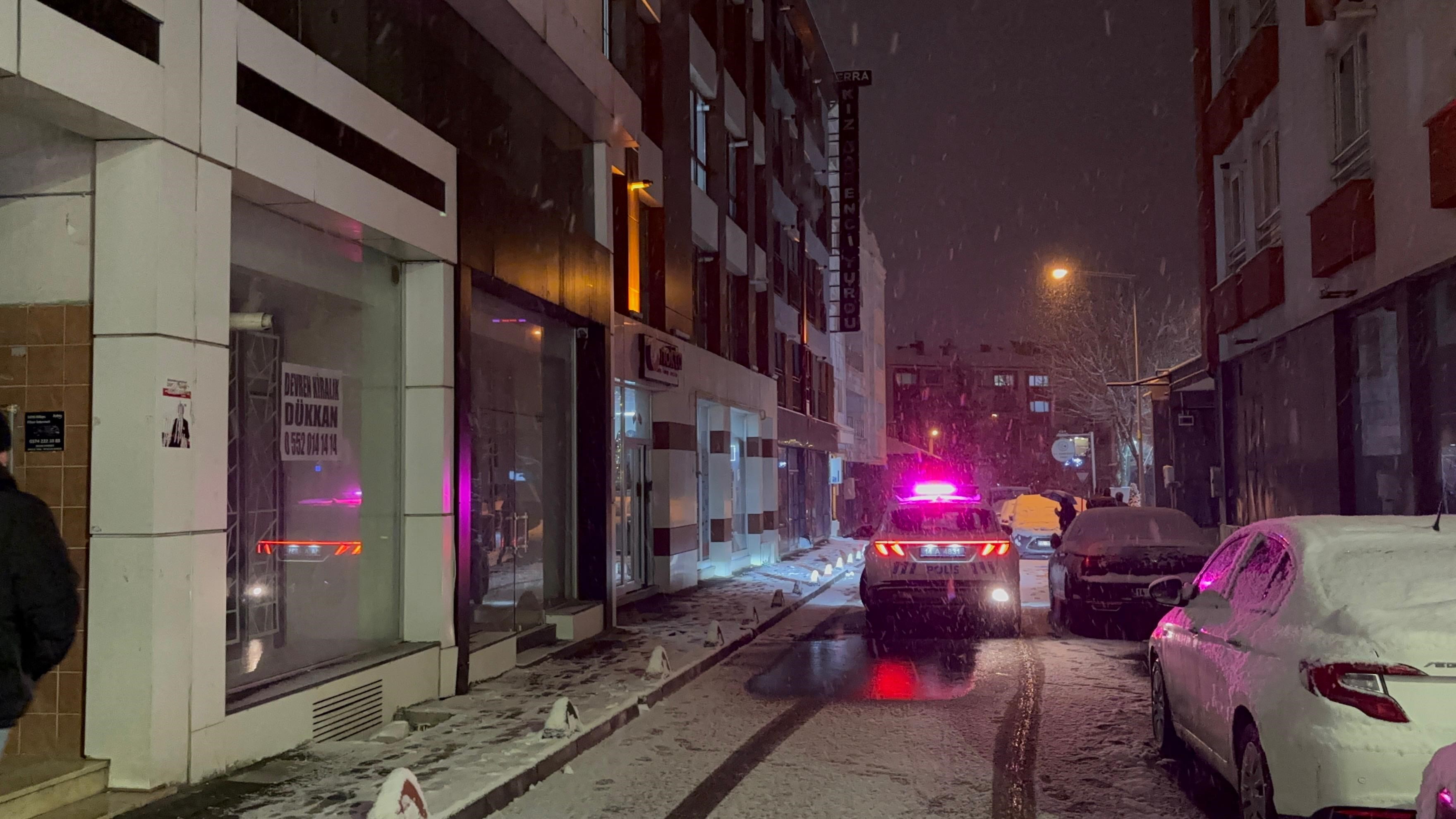 İki Gencin Husumeti Cinayetle Bitti 17 Yaşındaki Genç Öldü (1)