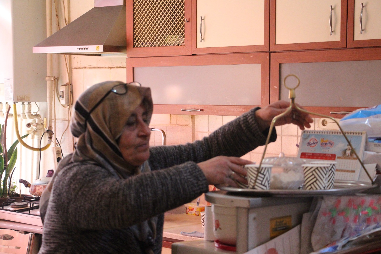 Emekçi Kadın 8 Yıldır Kahvehane Işleterek Geçimini Sağlıyor (3)