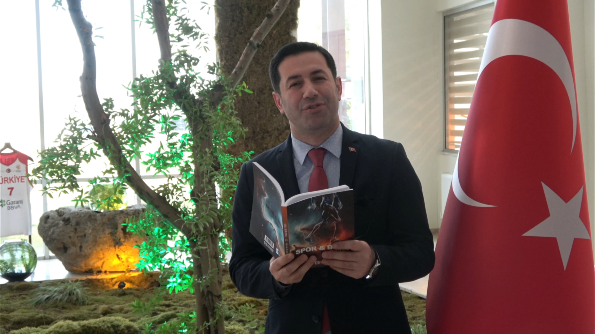 İl Bürokratları, Gençlere Meydana Okudu (6)