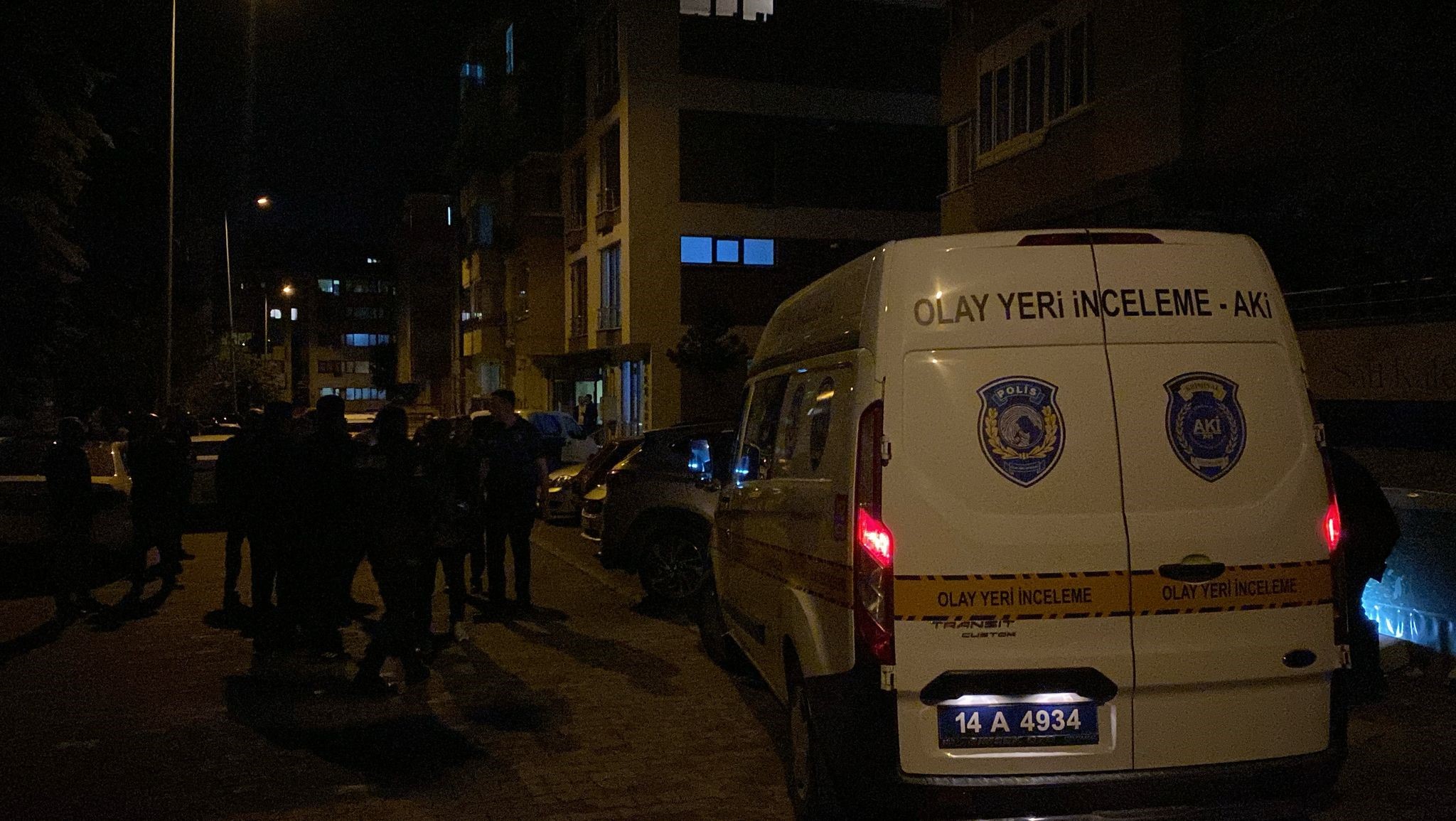 Bolu'da 21 Yaşındaki Genç 5. Kattan Düşerek Hayatını Kaybetti (4)