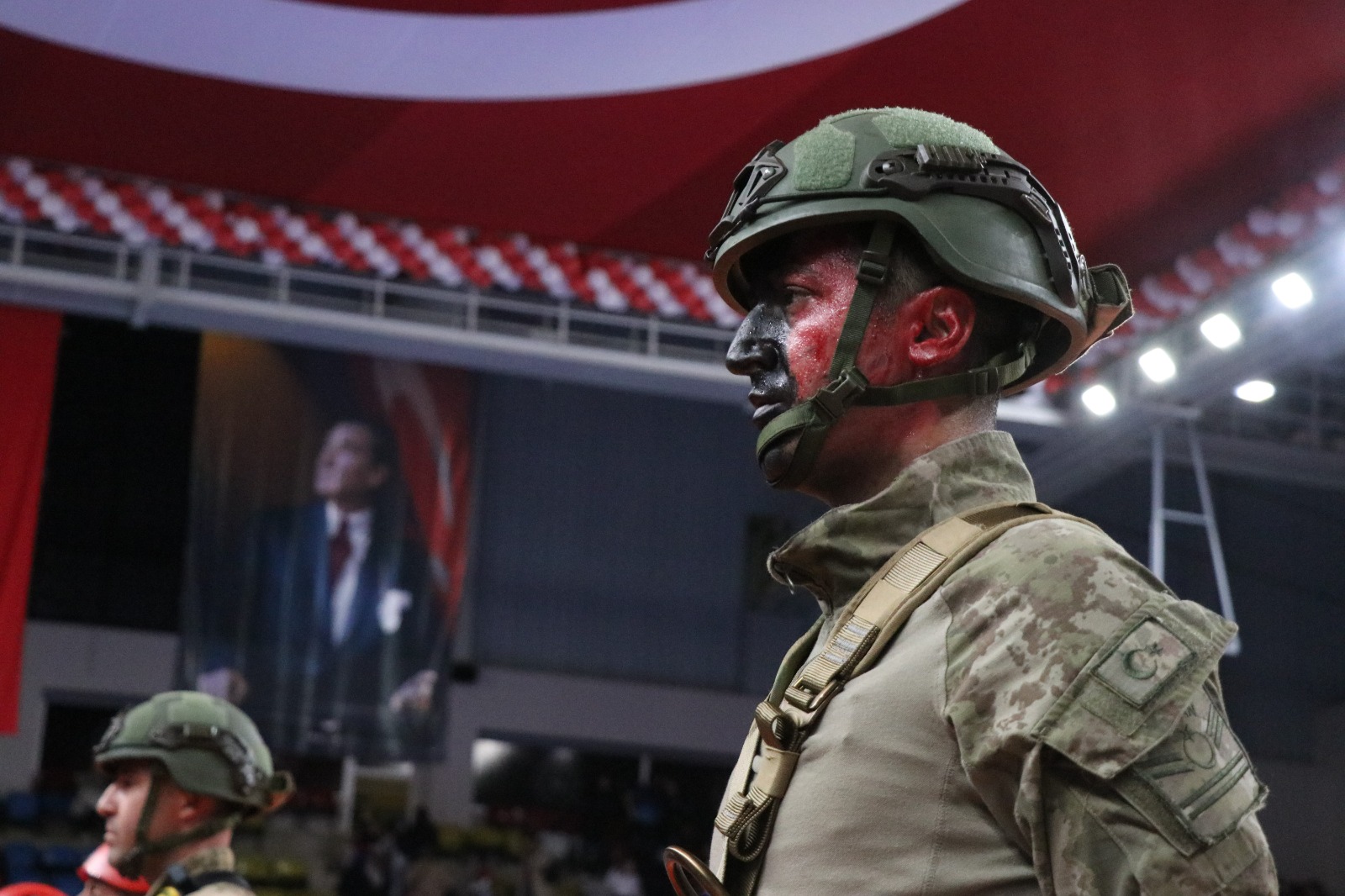Komandoların Gösterisi Dakikalarca Alkışlandı (6)-1