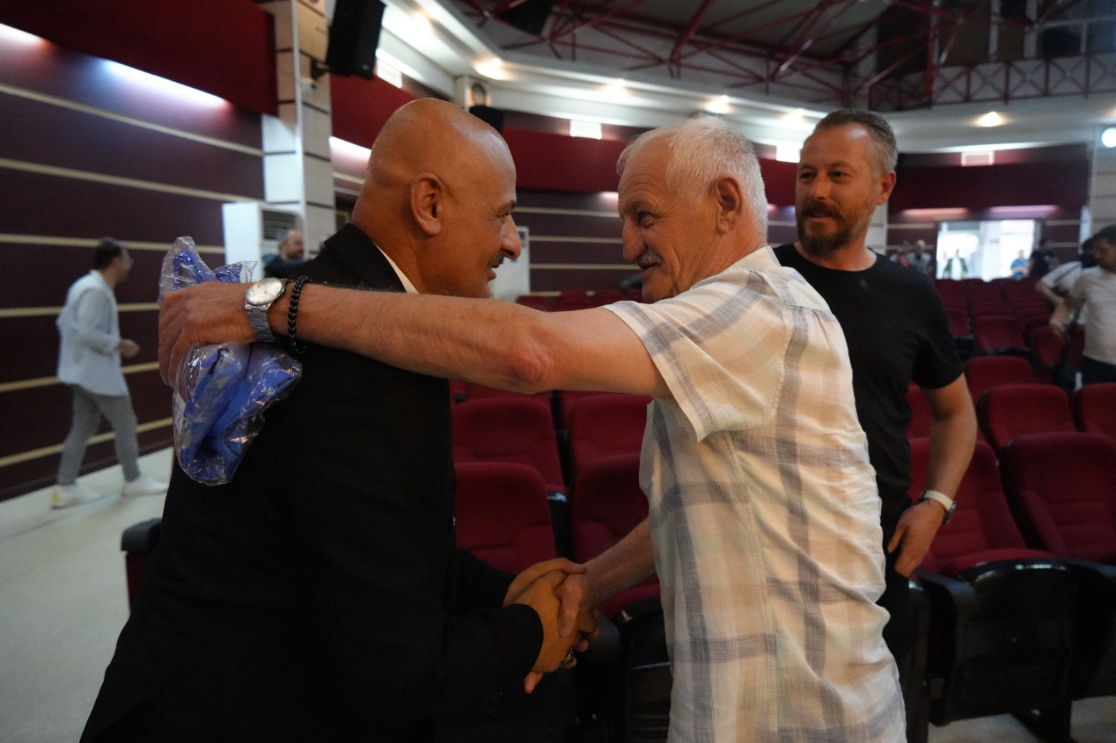 Boluspor’un Yeni Başkanı Mahmut Alan Oldu!  (4)