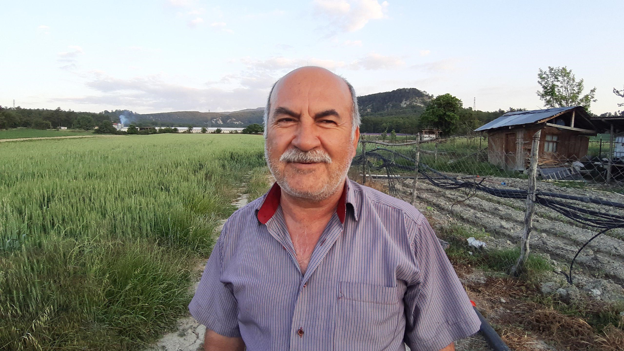 Buğday Tarlası Çiçek Bahçesine Döndü (1)