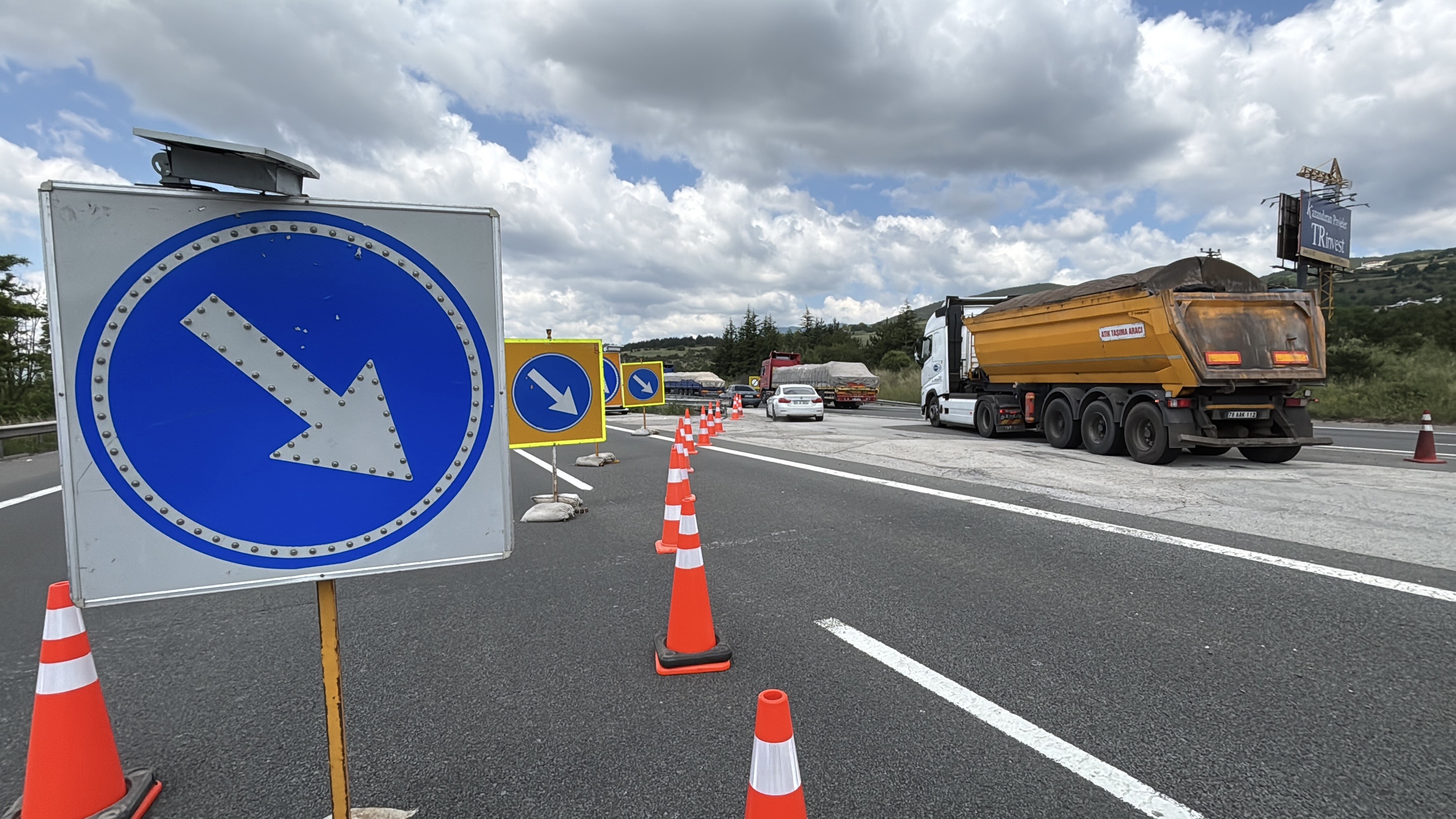 Tem'de 4 Gün Boyunca İstanbul Istikametine Trafik Tek Şeritten Sağlanacak (2)