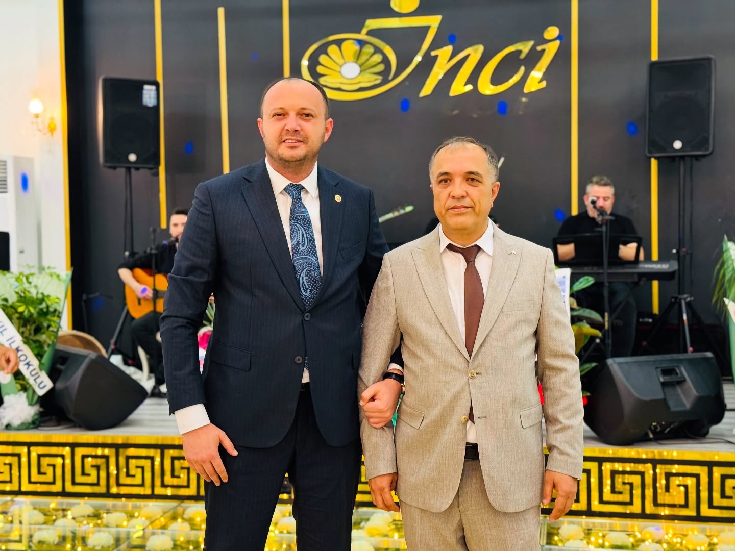 Başkan Özel’in Kızı Görkemli Bir Törenle Evlendi.png2