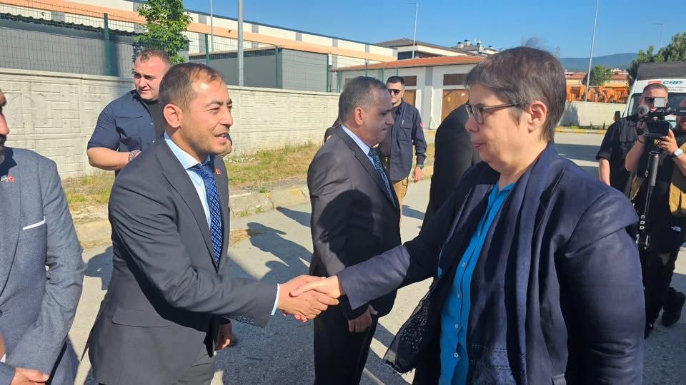 Chp Lideri Özgür Özel Bolu’da Partililer Tarafından Karşılandı (2)