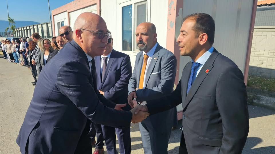 Chp Lideri Özgür Özel Bolu’da Partililer Tarafından Karşılandı (3)