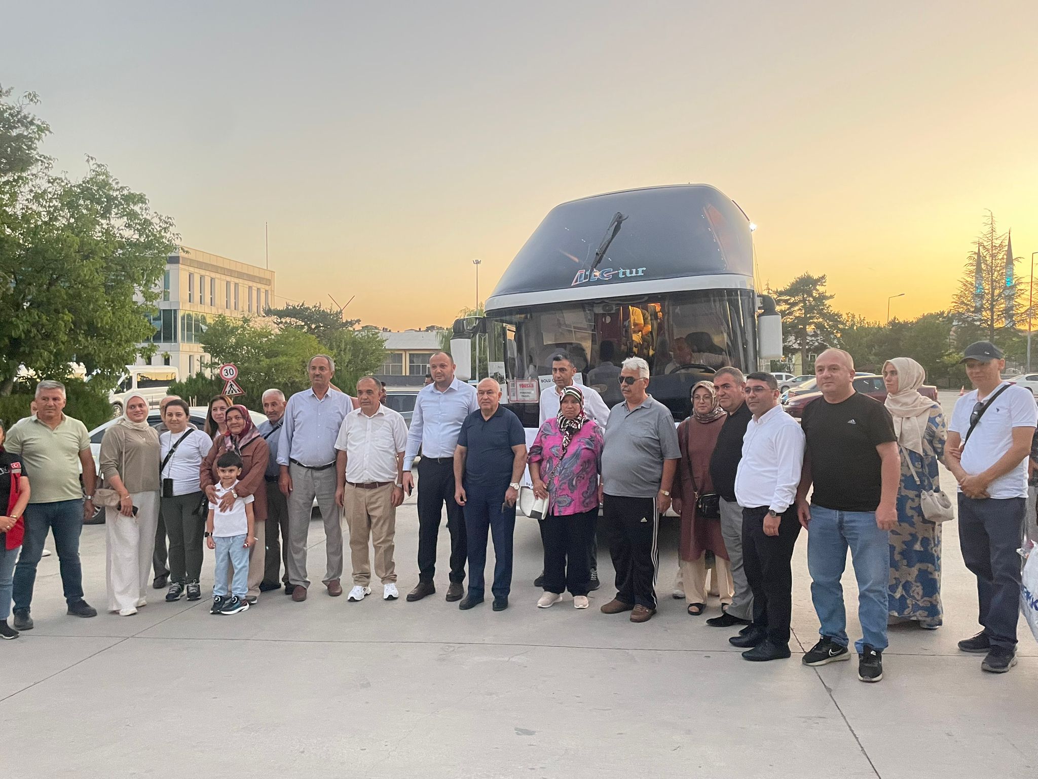 Şehit Aileleri Ve Gaziler Karadeniz Turuna Uğurlandı (2)