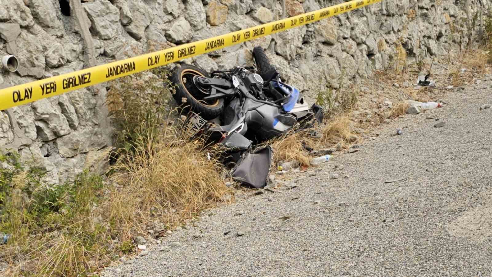 Bolu’da Trafik Kazası 27 Yaşındaki Polis Memuru Hayatını Kaybetti (2)