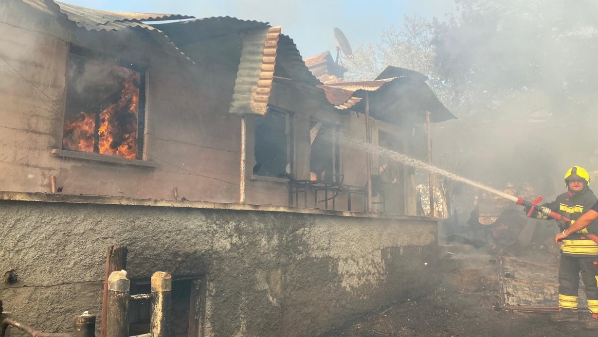 Bolu’da Yaylada 12 Yapı Küle Döndü Kundaklama Şüphesi (2)