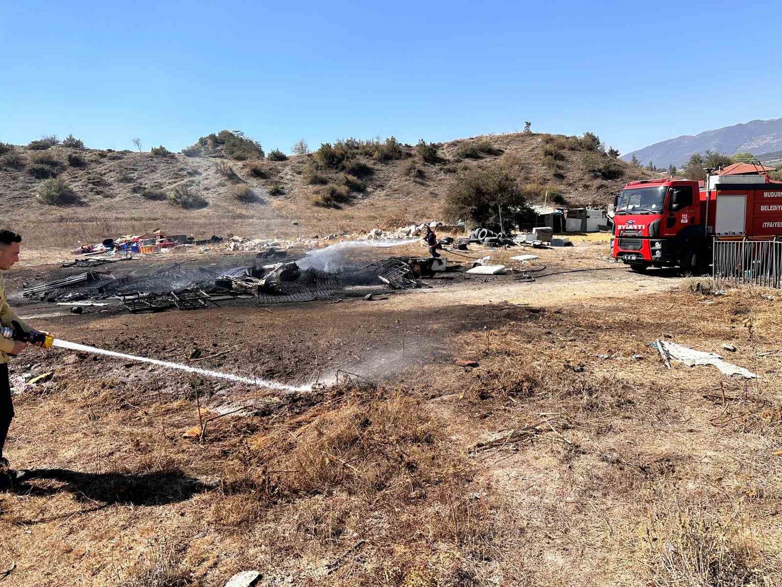 Hurdalar Alev Aldı (1)