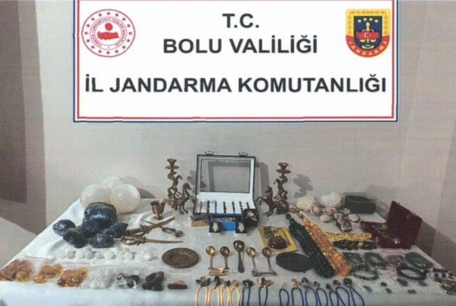 Bolu’da Kaçak Altın Tozu Ve Tarihi Eser Yakalandı 1 Gözaltı