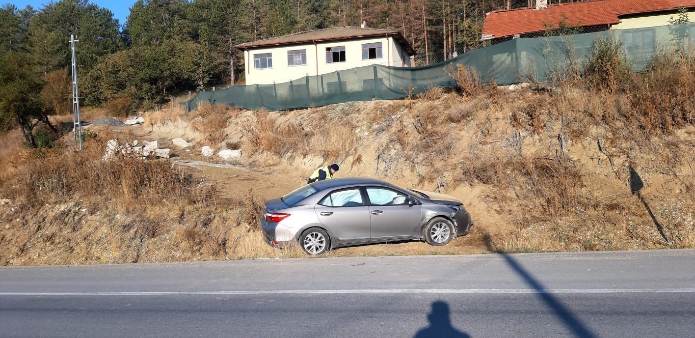 Hastaneye Giden Yaşlı Çift Kazada Yaralandı (2)